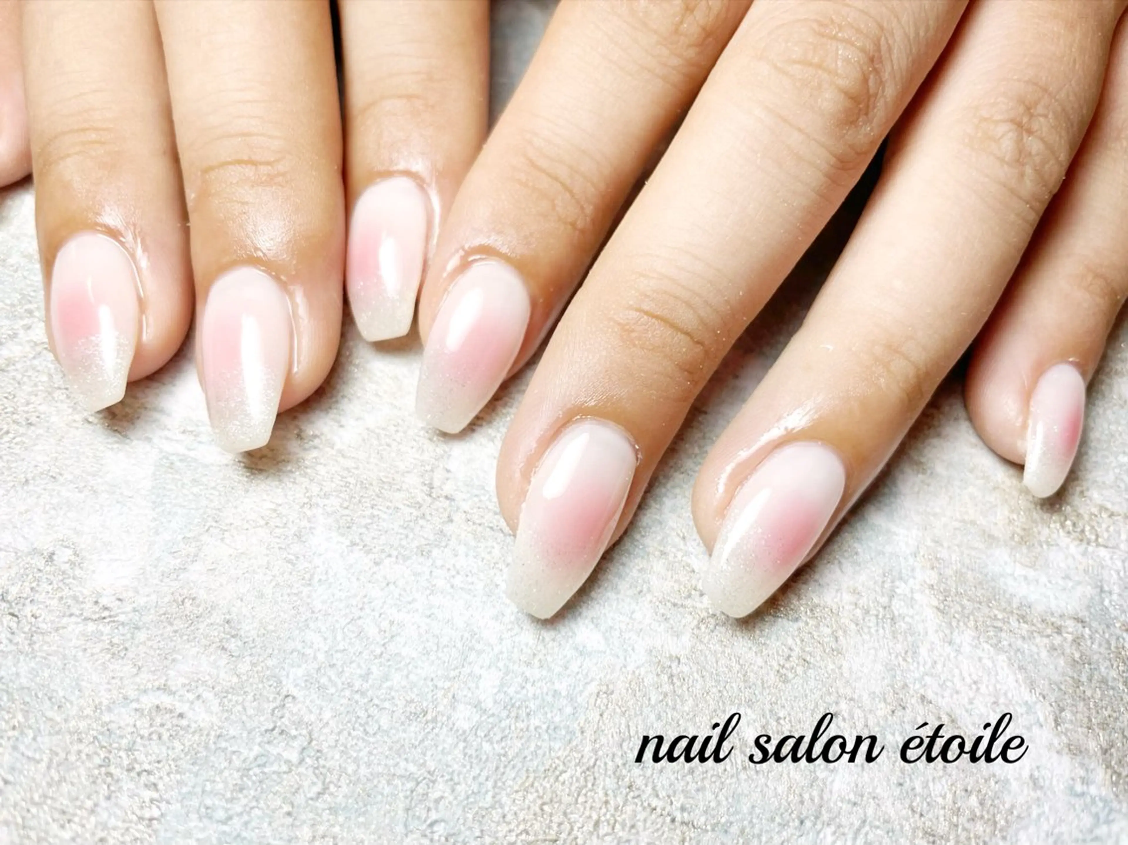 ネイル チークネイル フレンチネイル マグネットネイル ピンク ホワイト ハンドネイル nail salon étoileのネイルデザイン