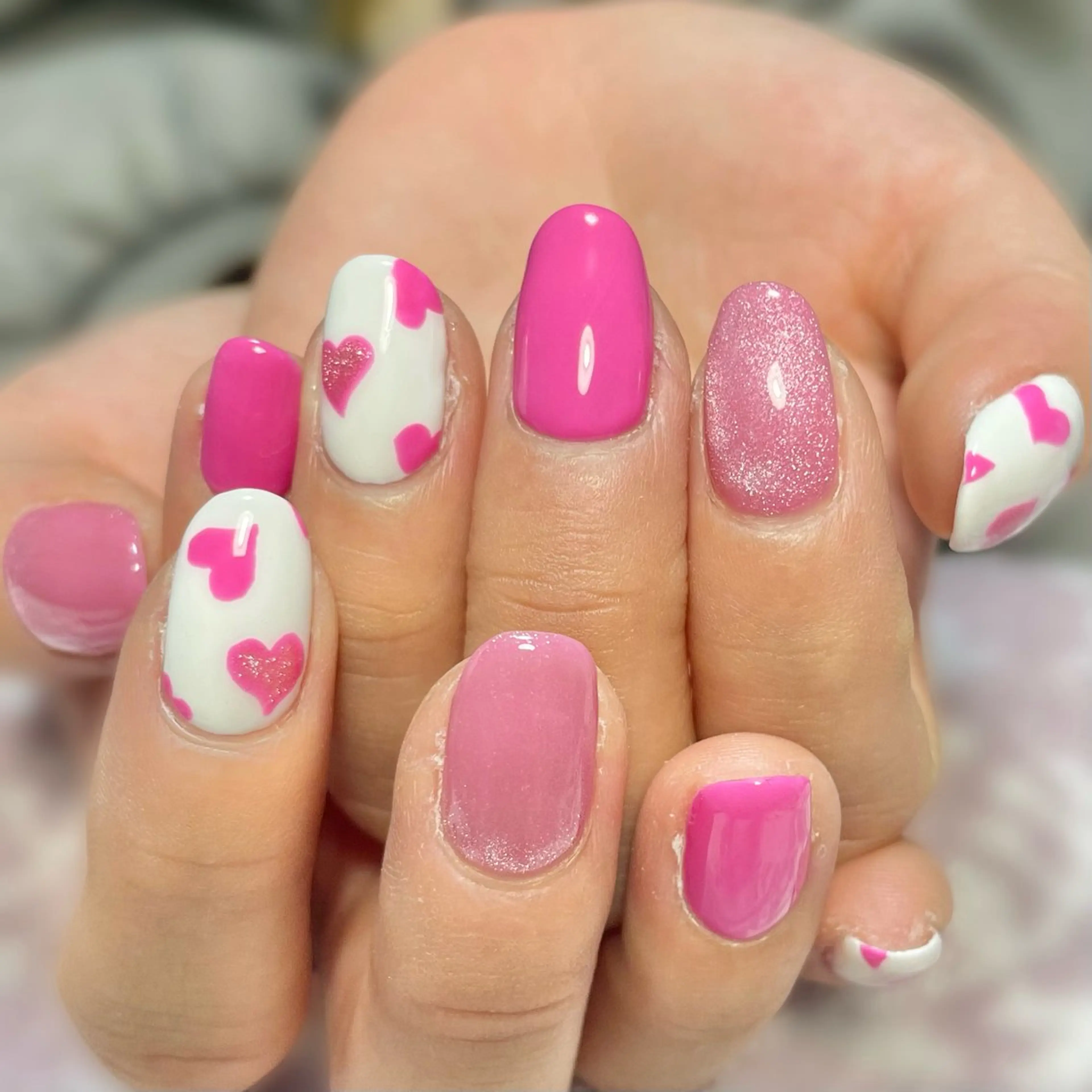 ネイル ハート キラキラネイル マグネットネイル 持ち込み private salon Noëlのネイルデザイン