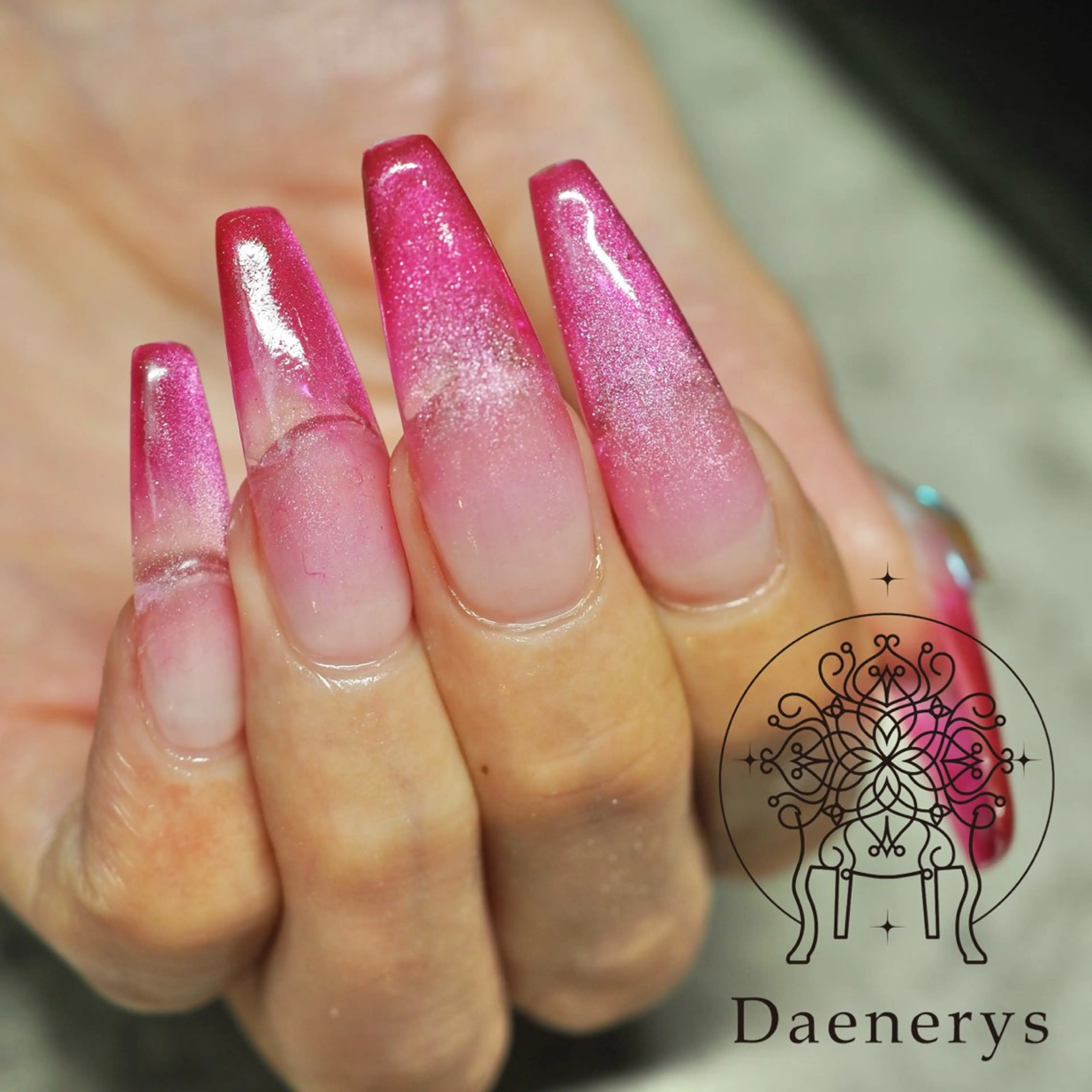ネイル マグネットネイル スカルプネイル ネイルチップ Daenerys    nail&eyelash所属・Daenerys 愛のネイルデザイン