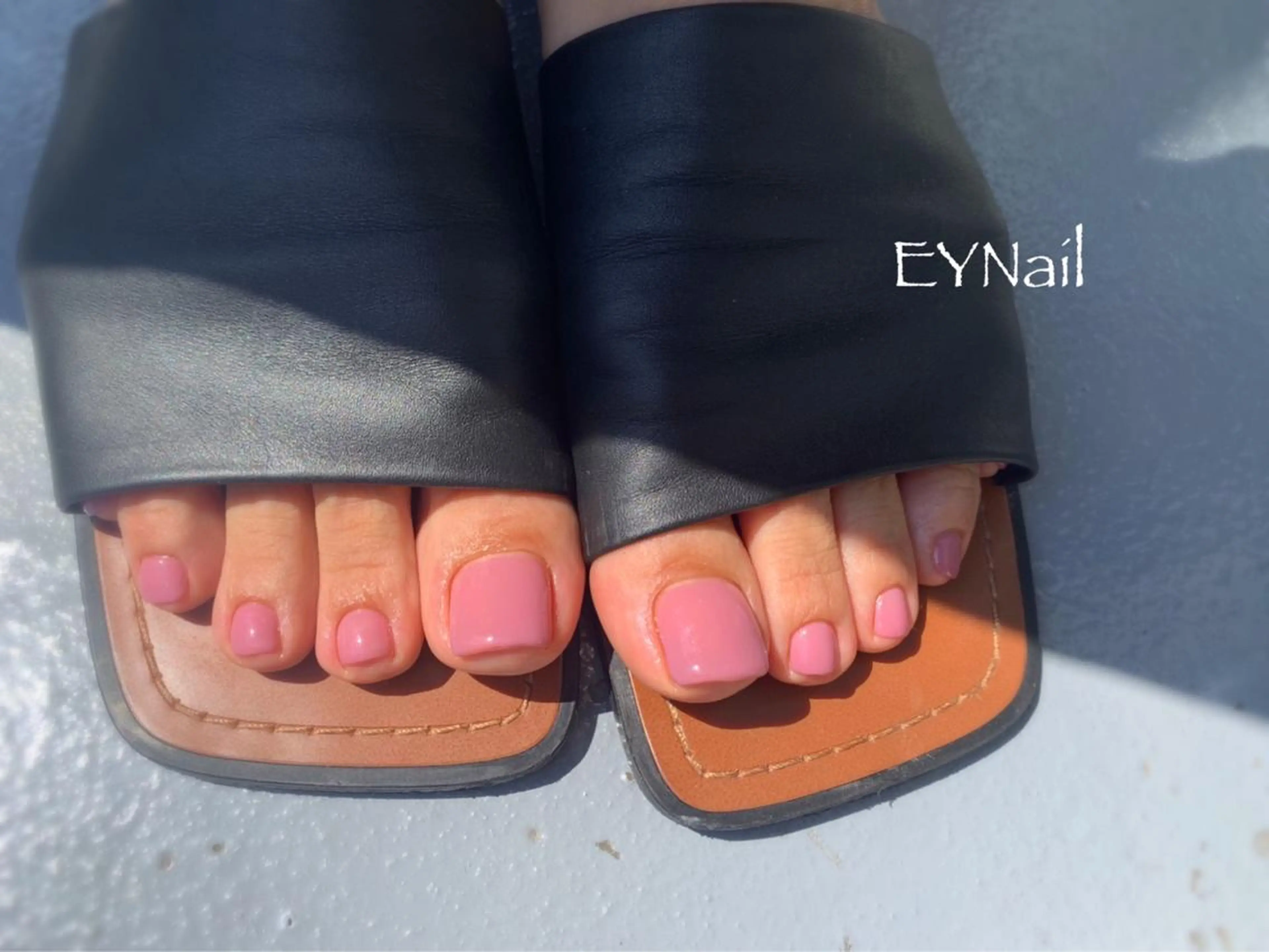 ネイル EYNail所属・EYNail Eriのネイルデザイン