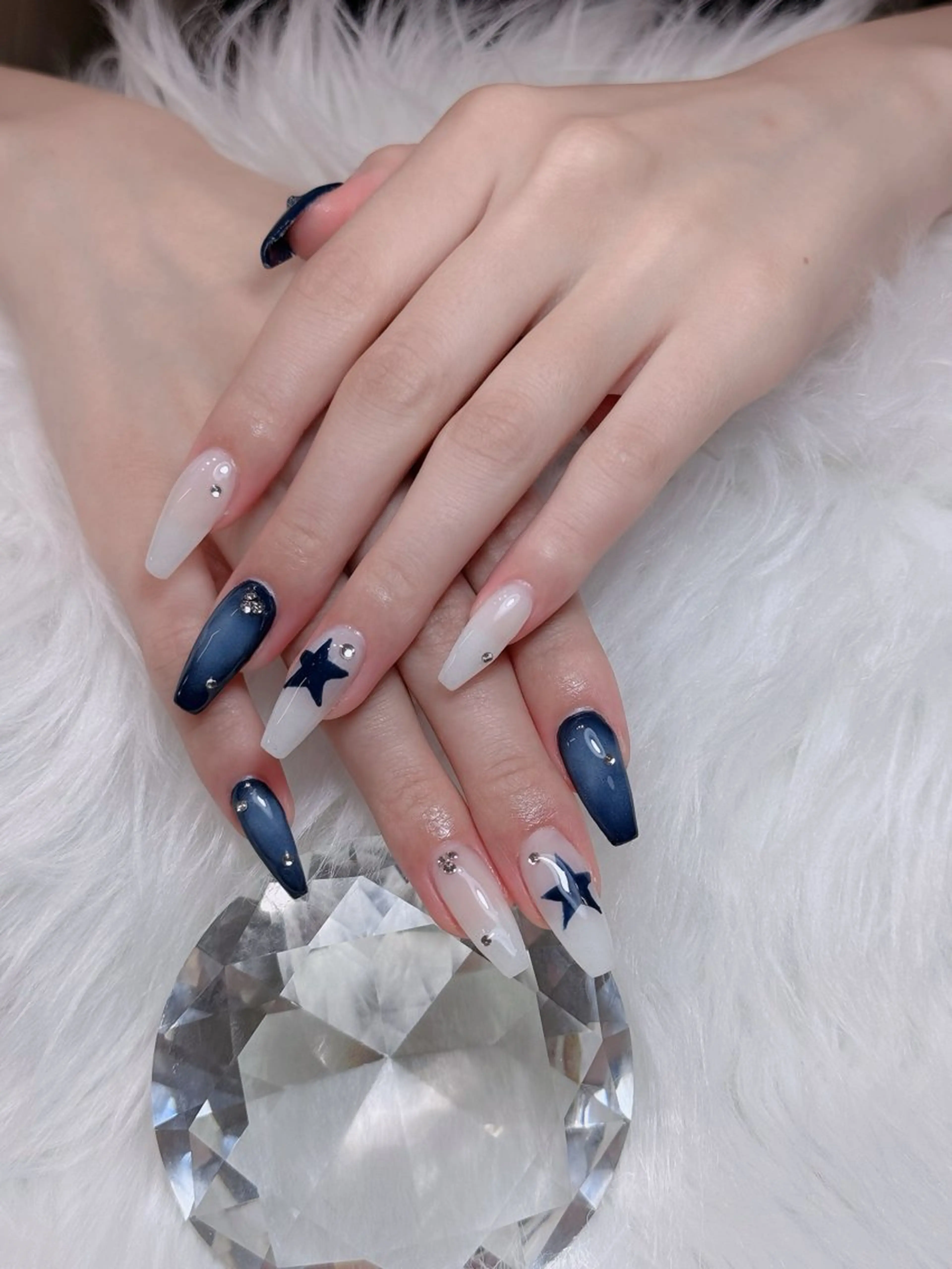 ネイル オーロラネイル チークネイル フットネイル フレンチネイル 韓国ネイル ハンドネイル Lumi Nailのネイルデザイン
