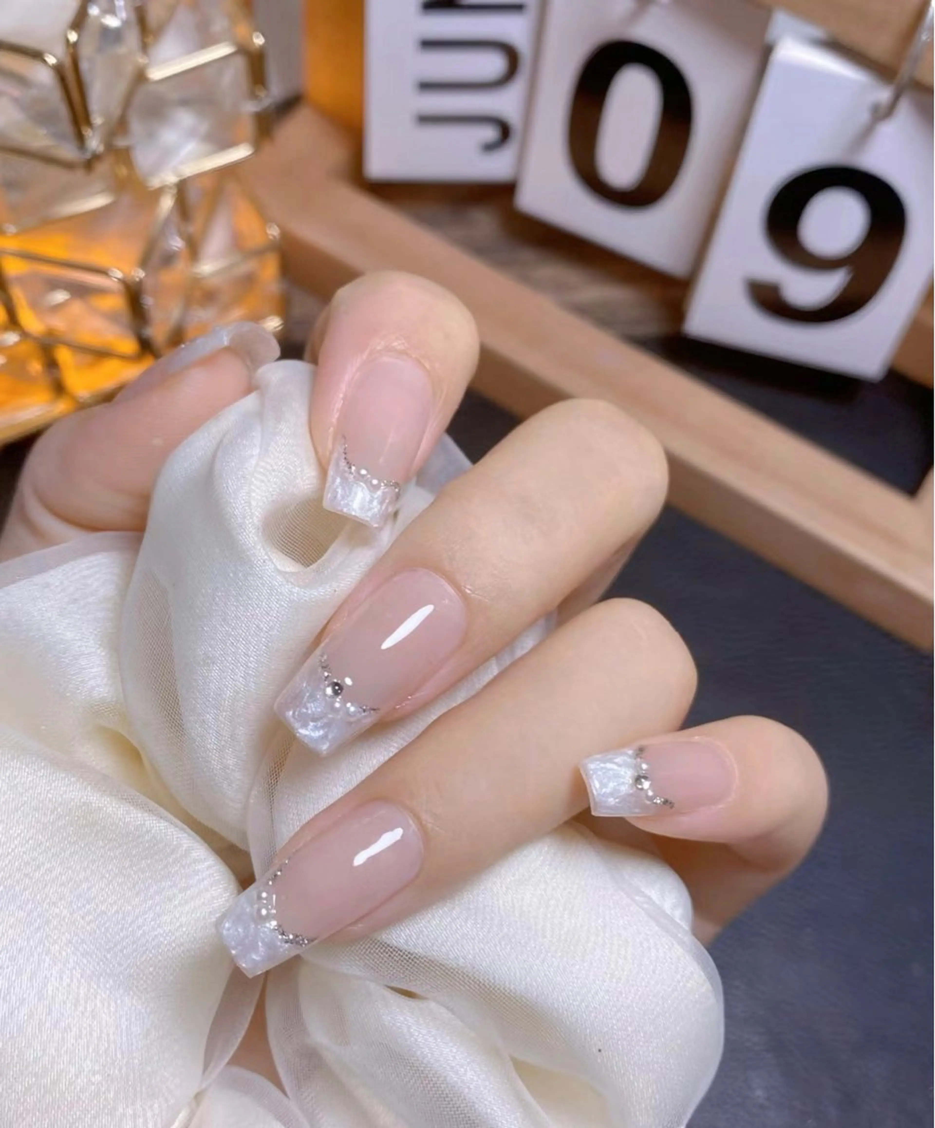 ネイル ジェルネイル ハート 韓国ネイル ニュアンスネイル パラジェル Niko nailサロンのネイルデザイン