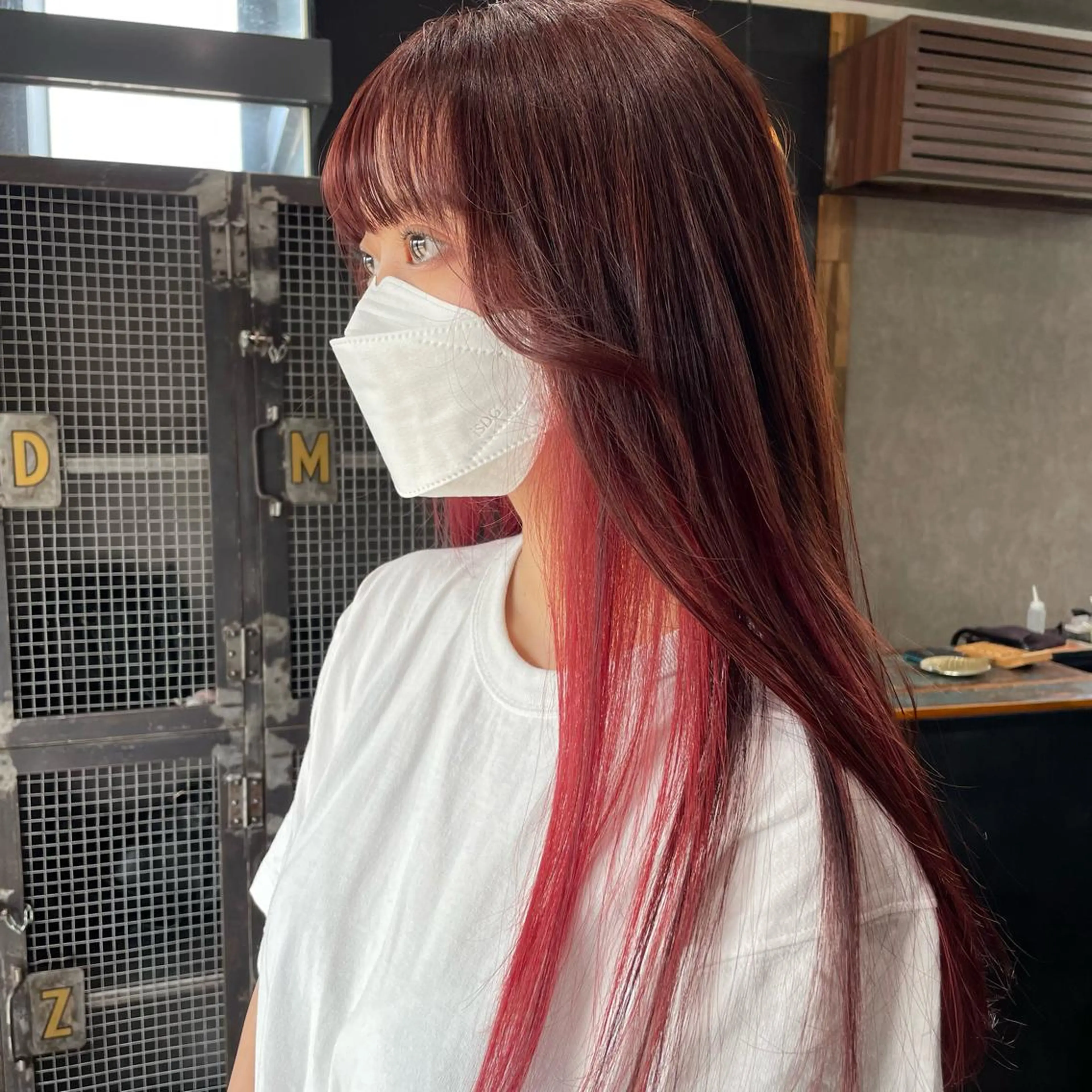 ロング カラー イヤリングカラー BUBBLES所属・山本 琴乃🦭のヘアスタイル