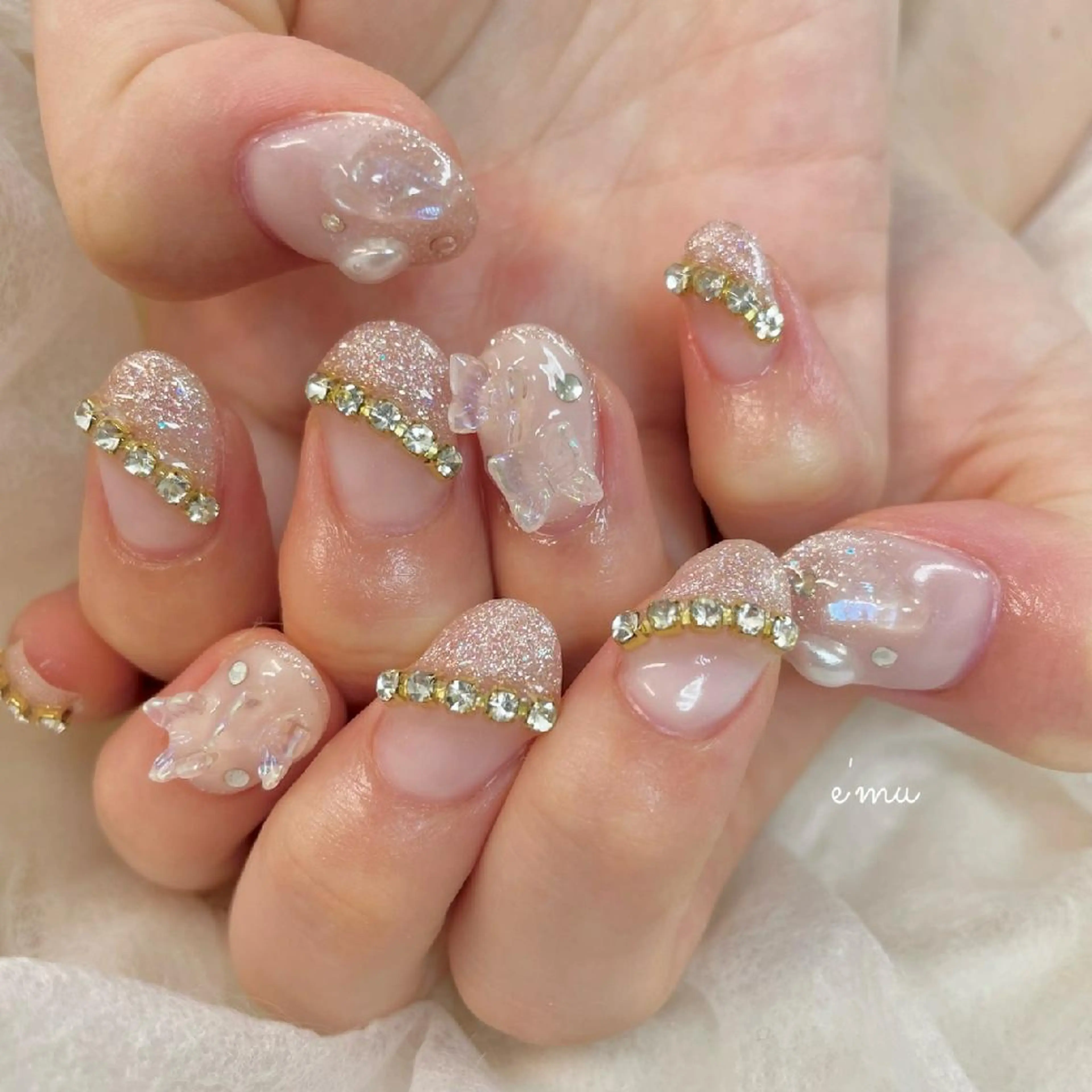 ネイル ガーリー キラキラネイル 韓国ネイル ピンク ワンホンネイル nail salon e'mu💐のネイルデザイン