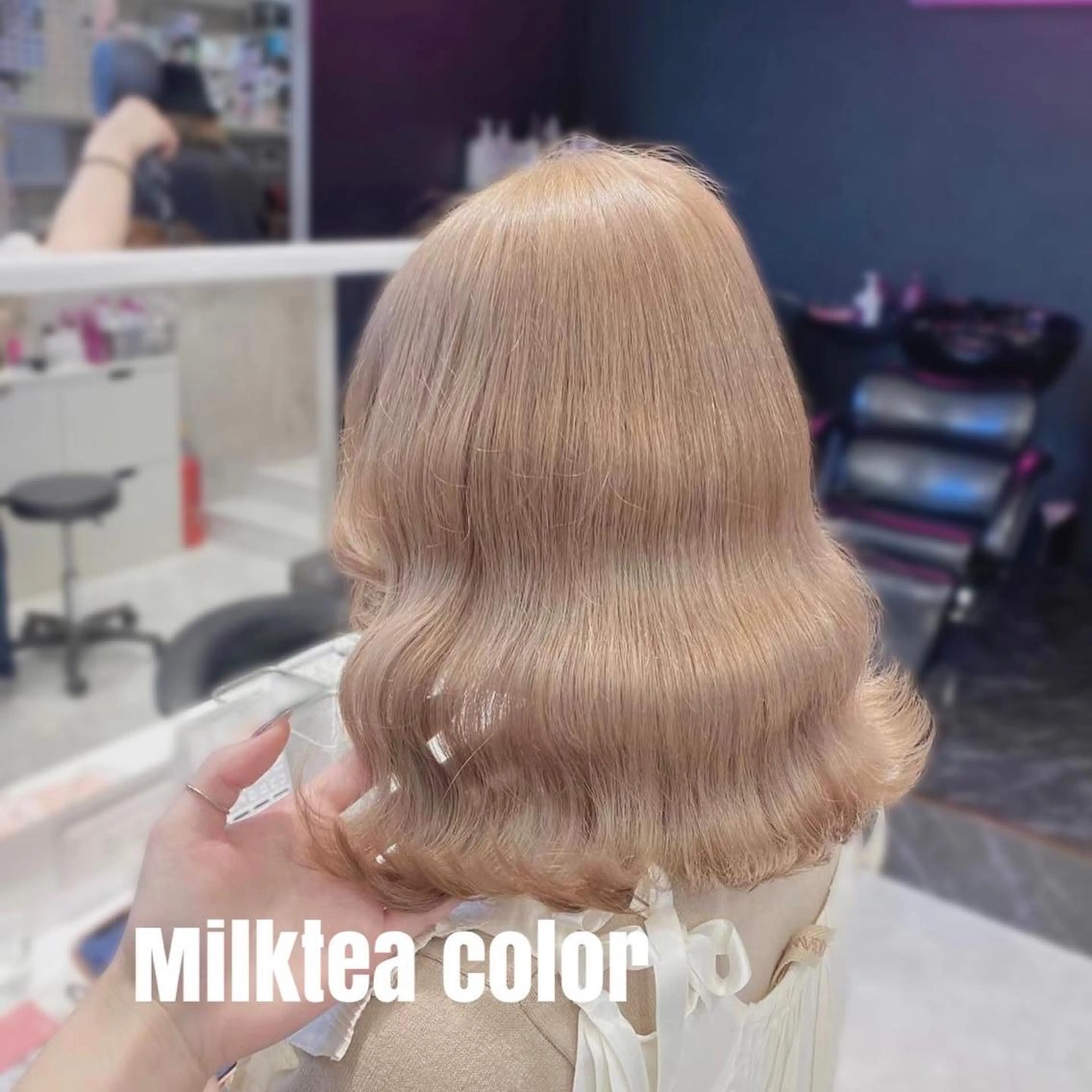 カラー デザインカラー MIKU🦋のヘアスタイル