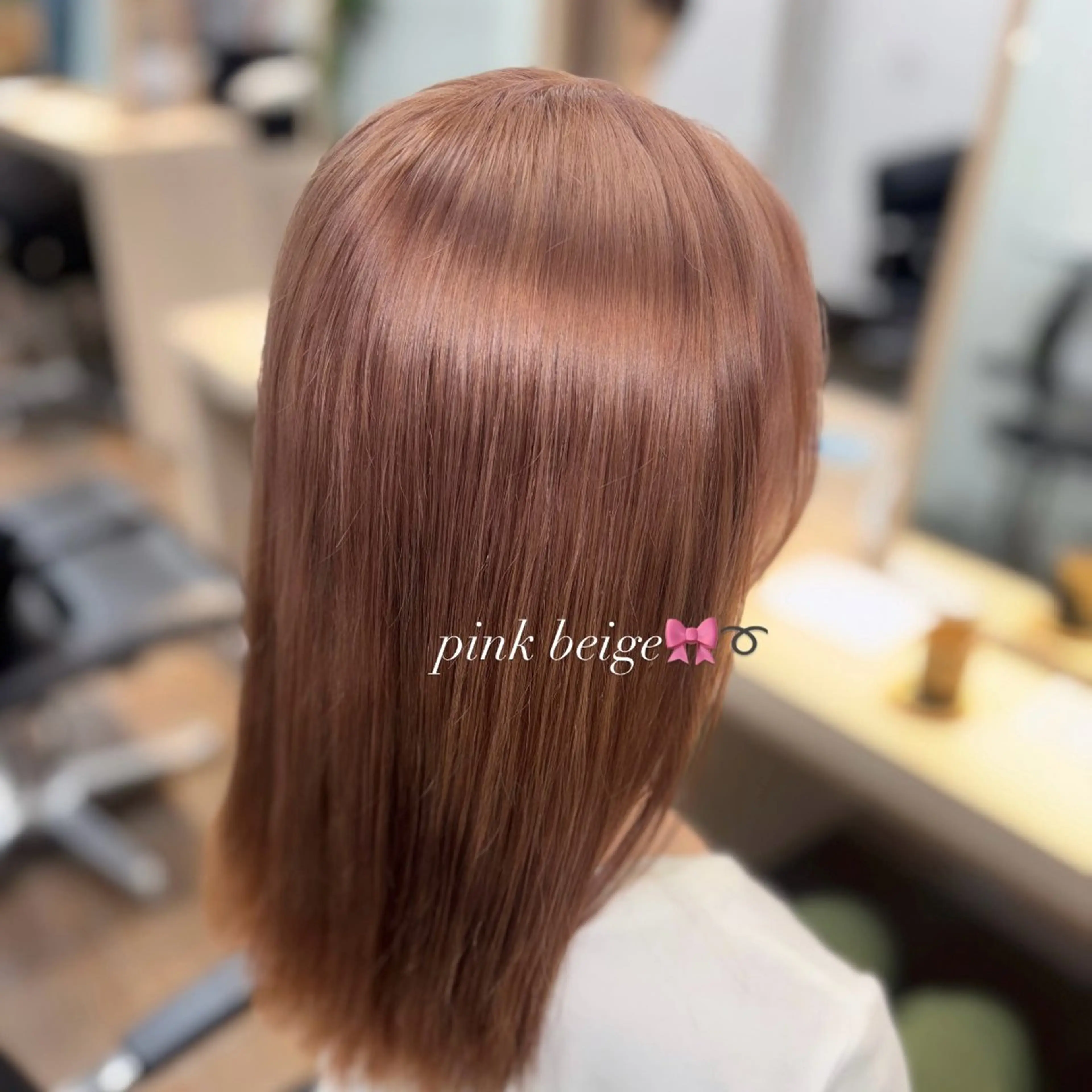 ミディアム カラー SALONDEJOE所属・かどた はるなのヘアスタイル