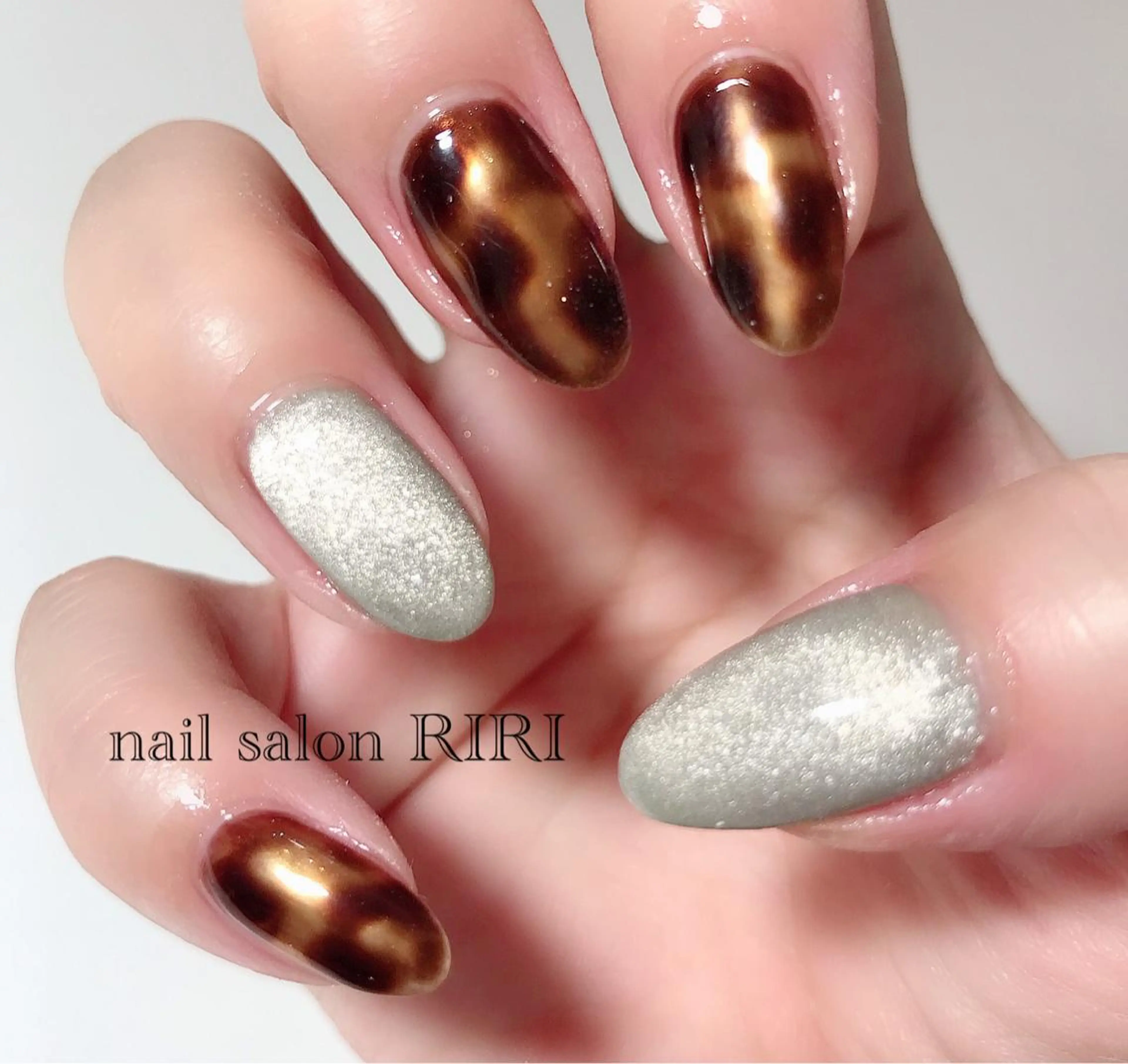 ネイル べっ甲ネイル マグネットネイル private  nail  salon RIRI所属・RIRI リリのネイルデザイン