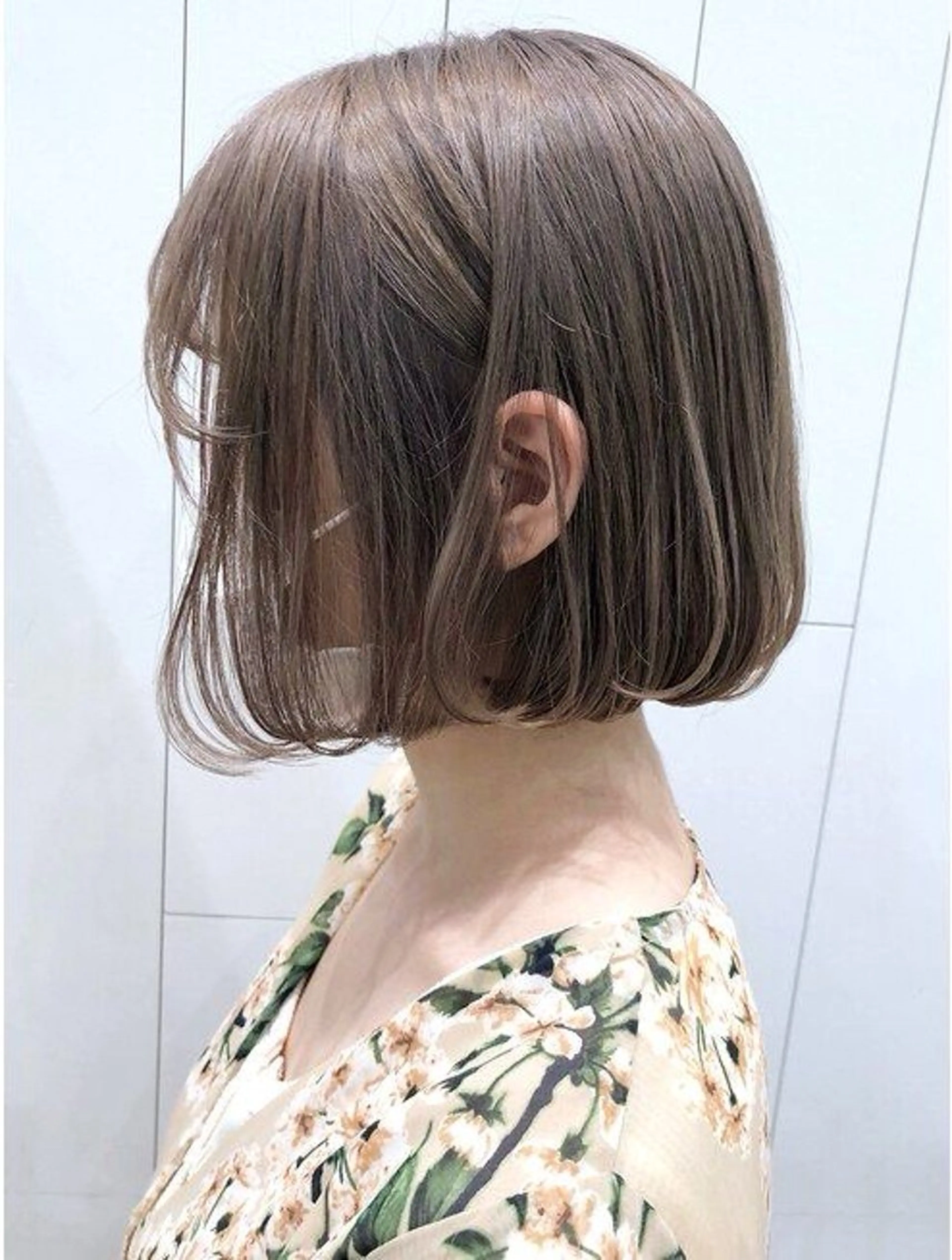 ショート カラー パーマ ボブ 森山 陽菜のヘアスタイル