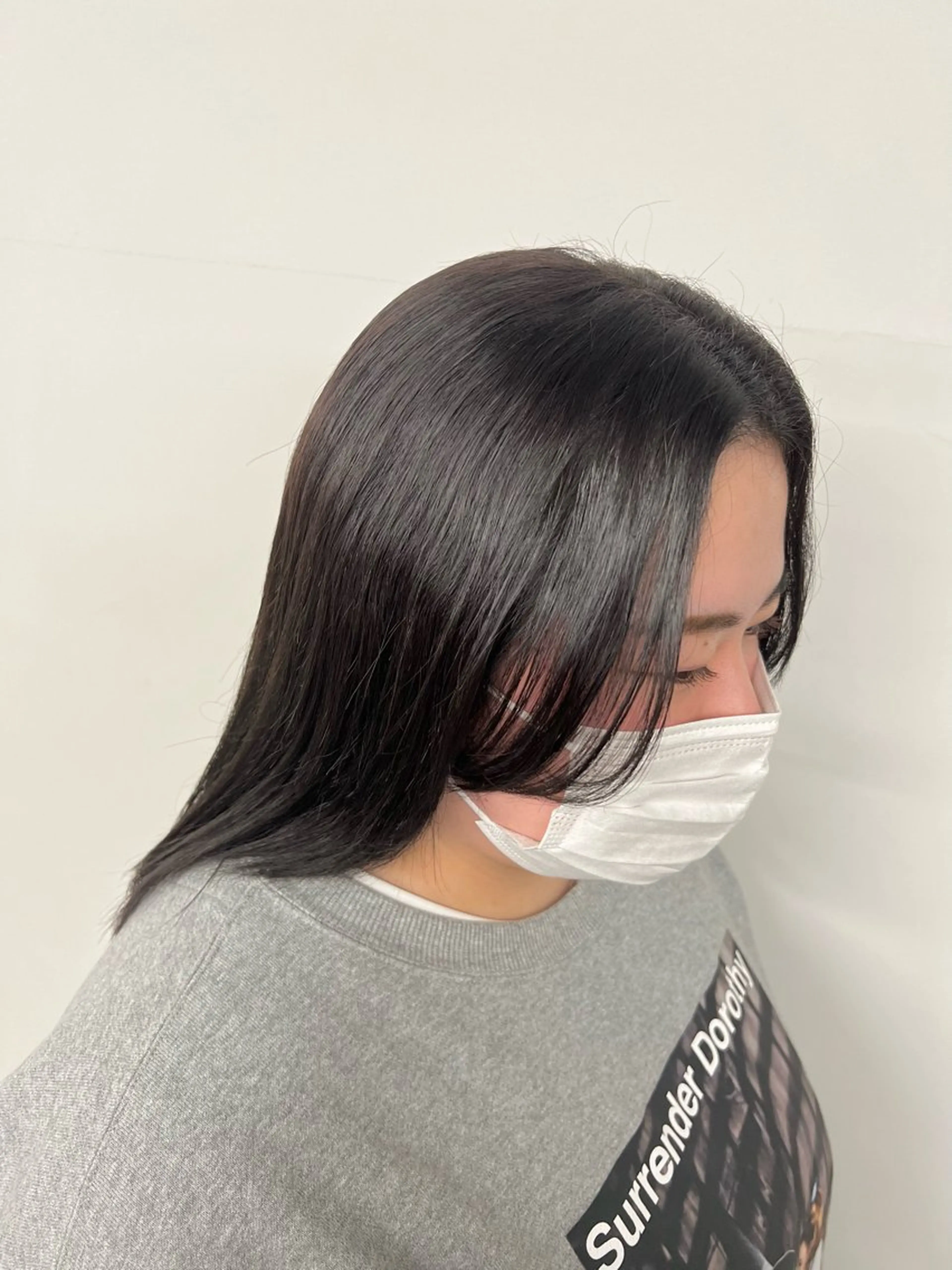 ミディアム カラー 透明感カラー ディープラベンダー ラベンダーカラー カット ヘアカラー トリートメント build所属・秋山 花音のヘアスタイル