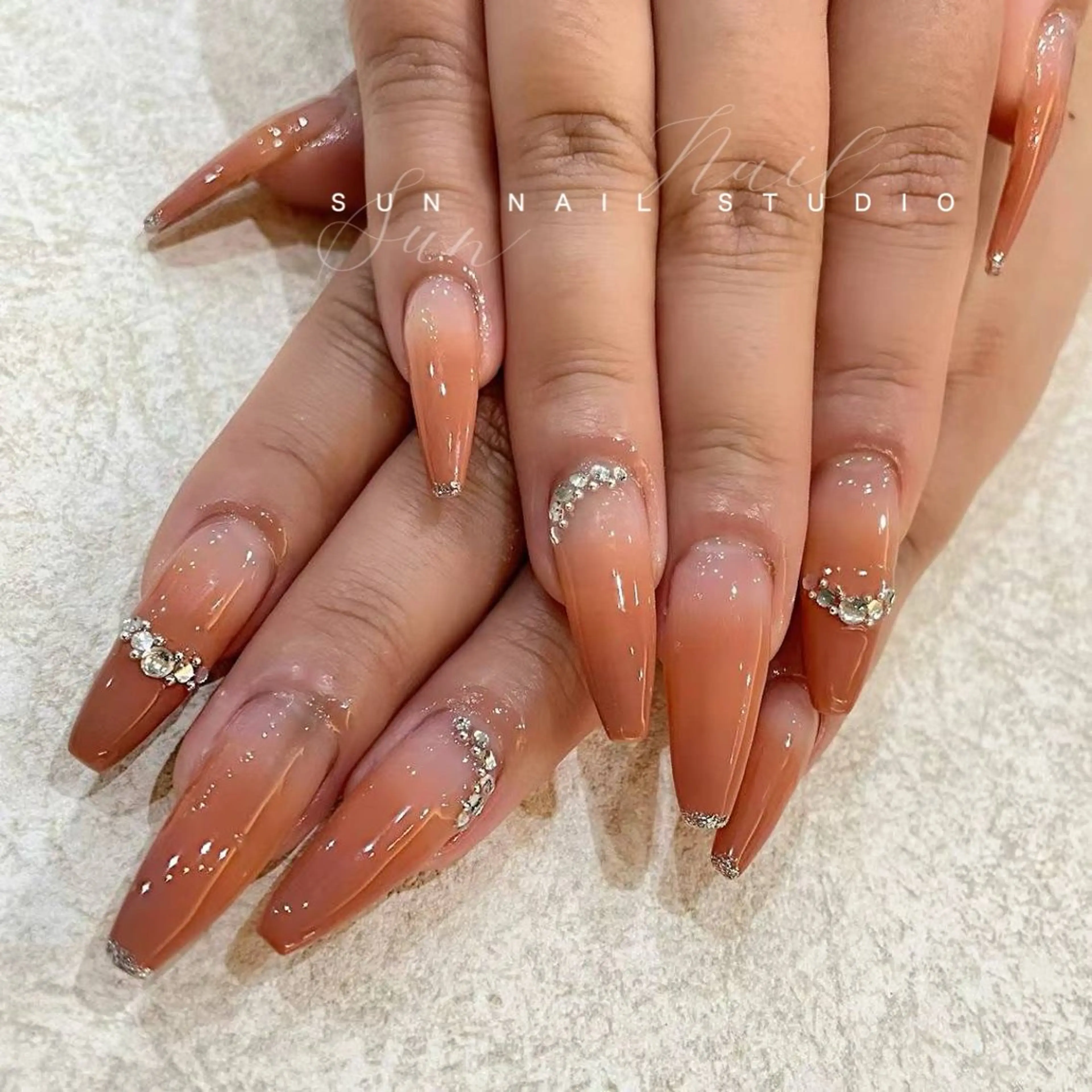 ネイル ハンドネイル ハンドケア SUN nail上本町のネイルデザイン