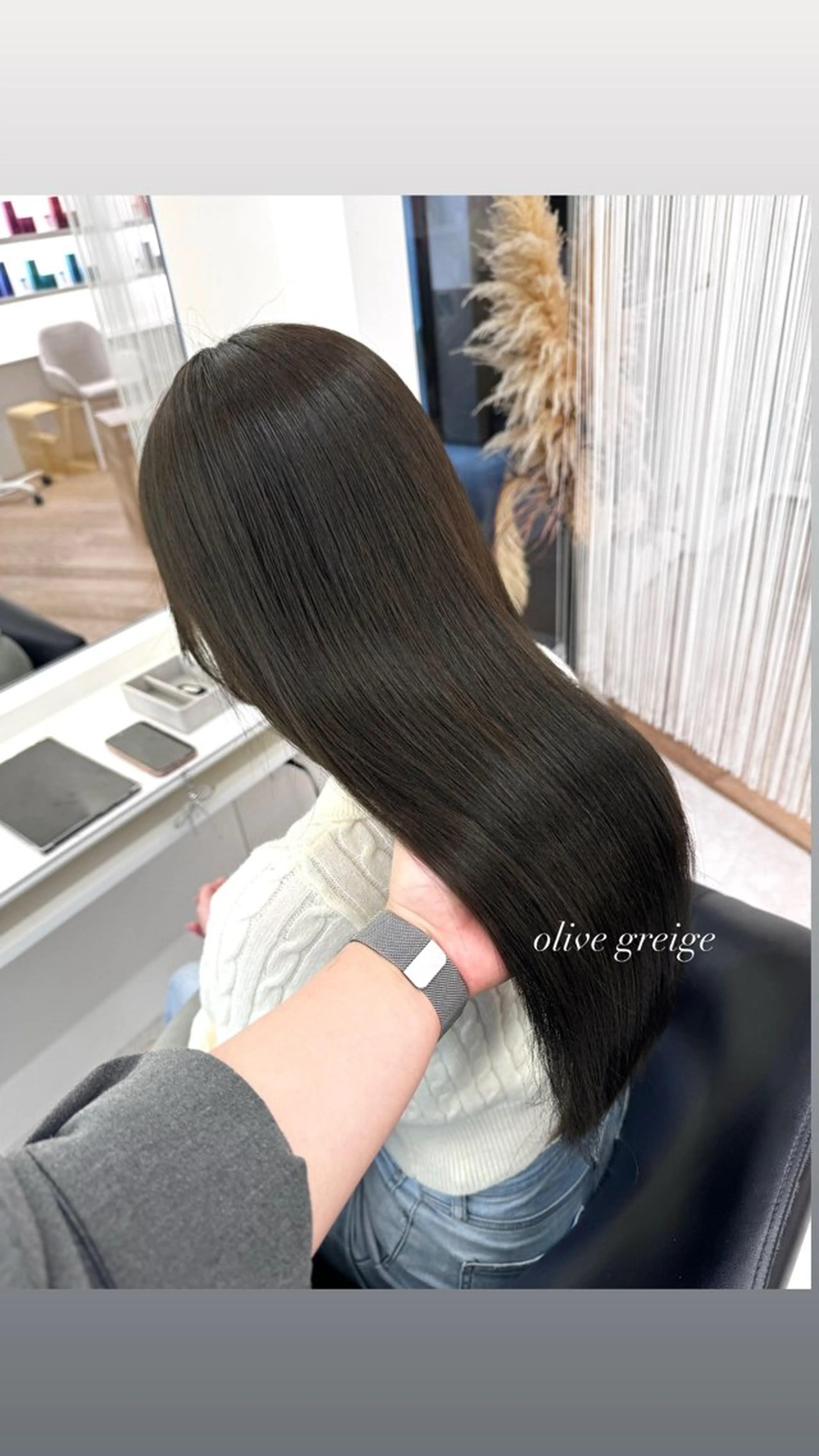 ロング ヘアカラー ParveMix 宮﨑 梨里のヘアスタイル