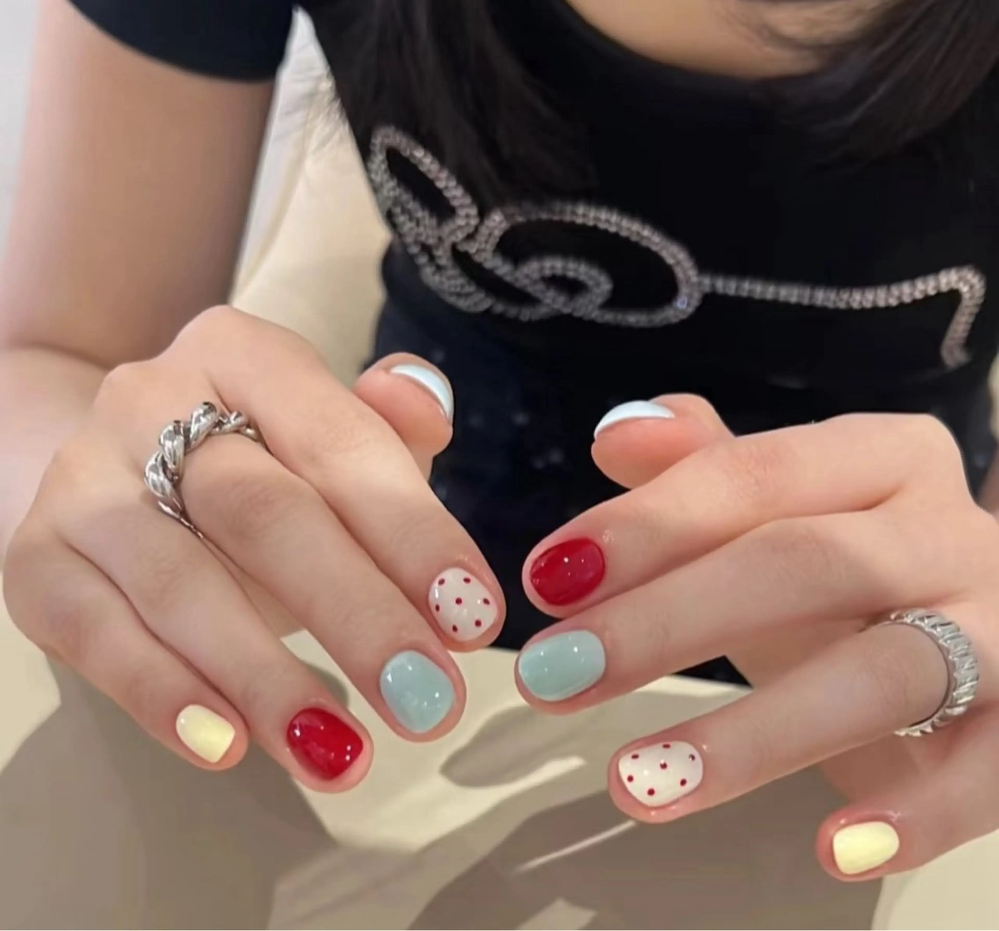 ネイル パラジェル登録店　Nailsalon Amour  上野湯島店所属・🩵ネイルスト 🩵かなのネイルデザイン