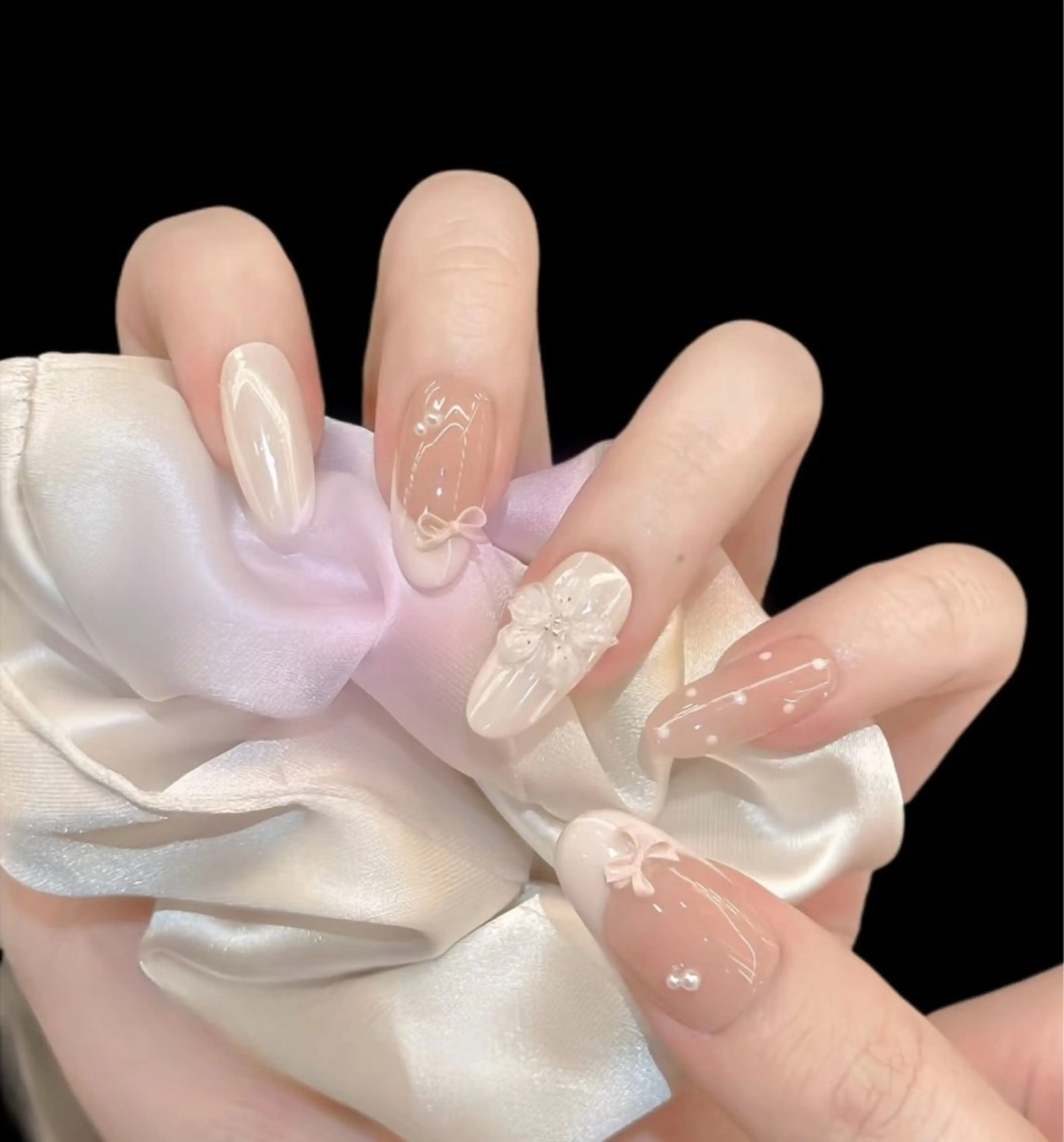 ネイル アートネイル 長さ出し フレンチネイル ジェルネイル 韓国ネイル ハンドネイル Kawaii Nail Salon所属・Kawaii-jp Tomisatoのネイルデザイン