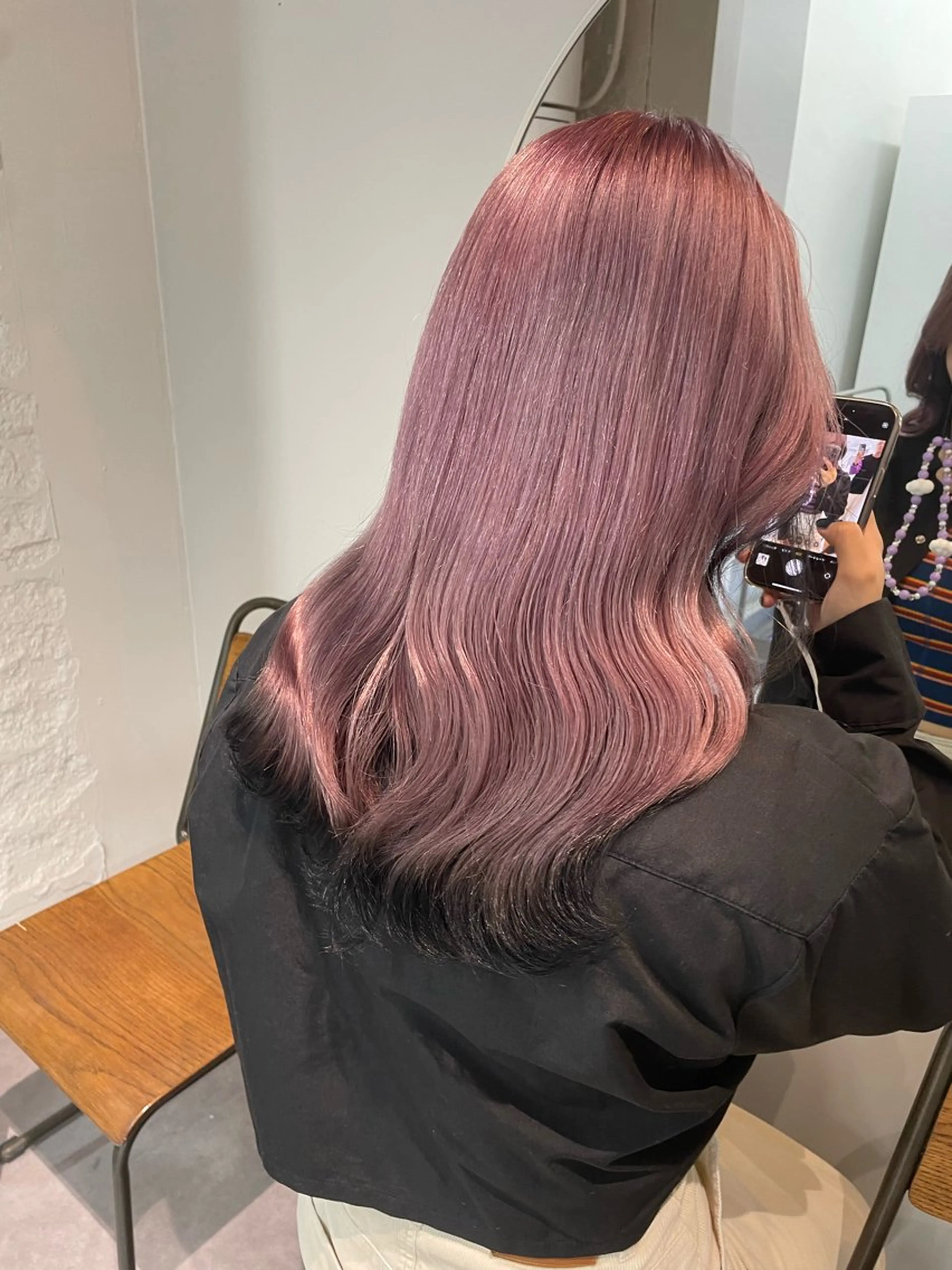 セミロング カラー ヘアカラー 🌸柔らかハイトーン 🧃Shionのヘアスタイル