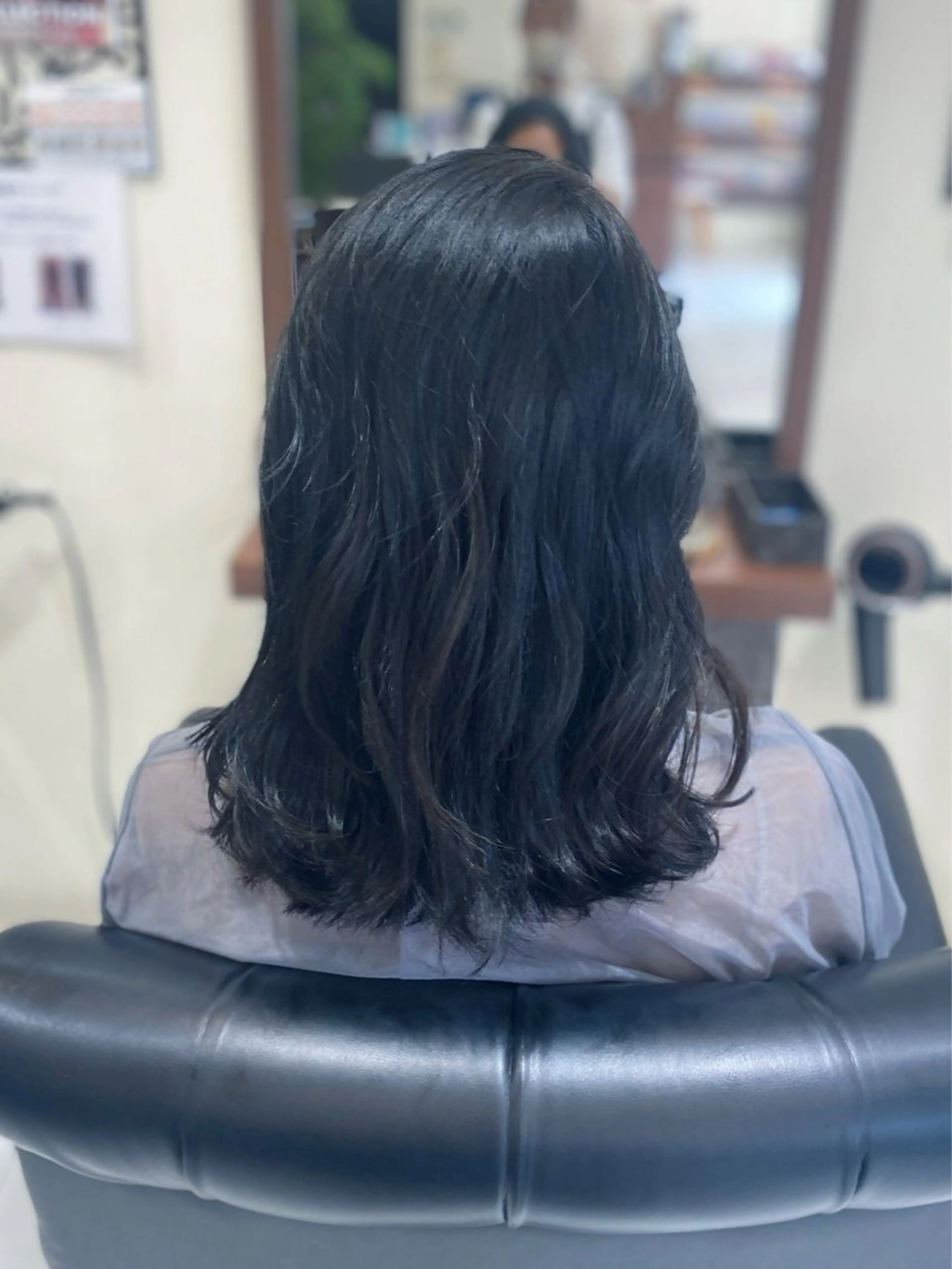 ロング カット ヘアカラー トリートメント 横手 亜紀のヘアスタイル