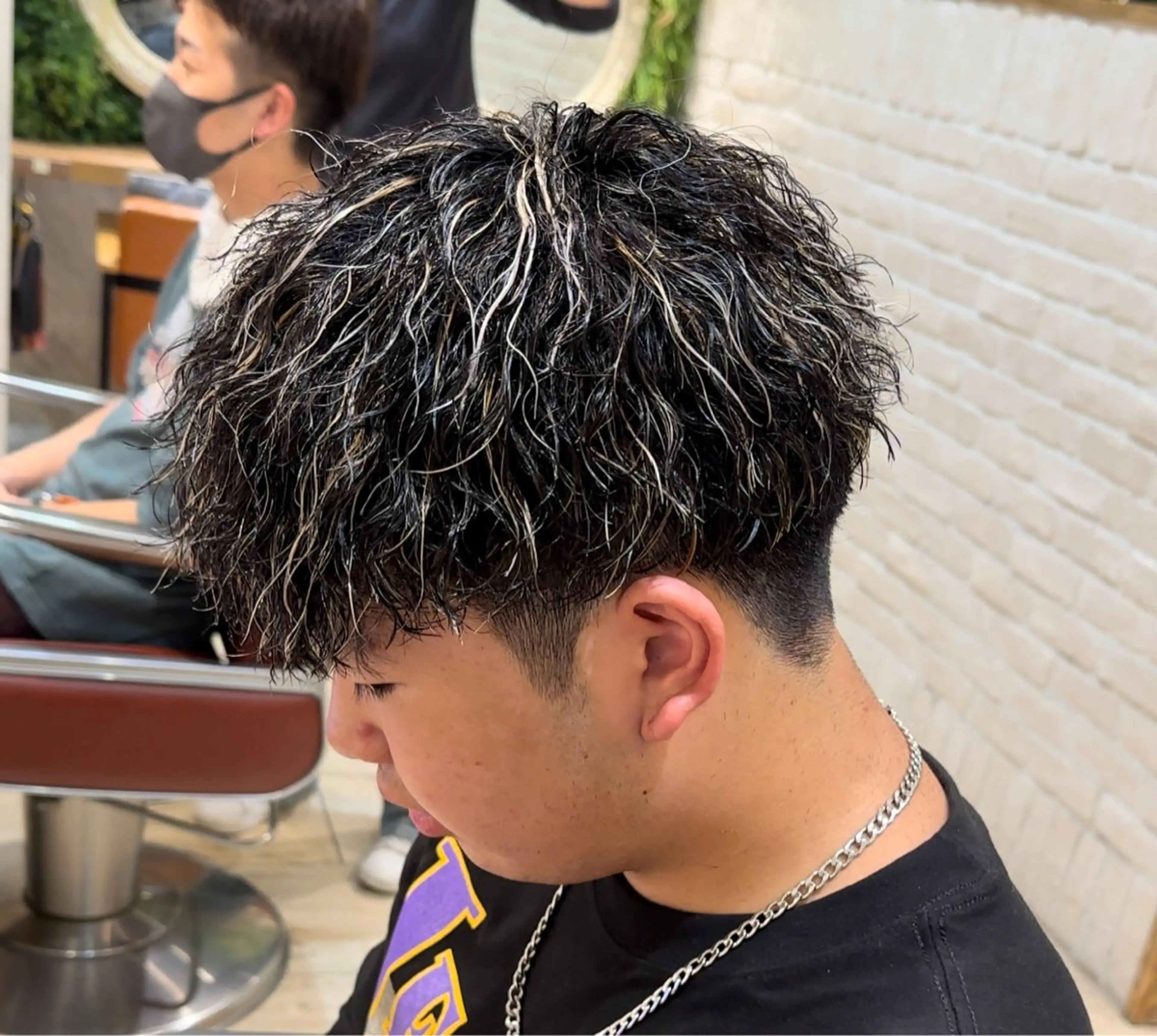 メンズ カット ヘアカラー パーマ 🎖️似合わせメンズ パーマ🎖️カネキのヘアスタイル