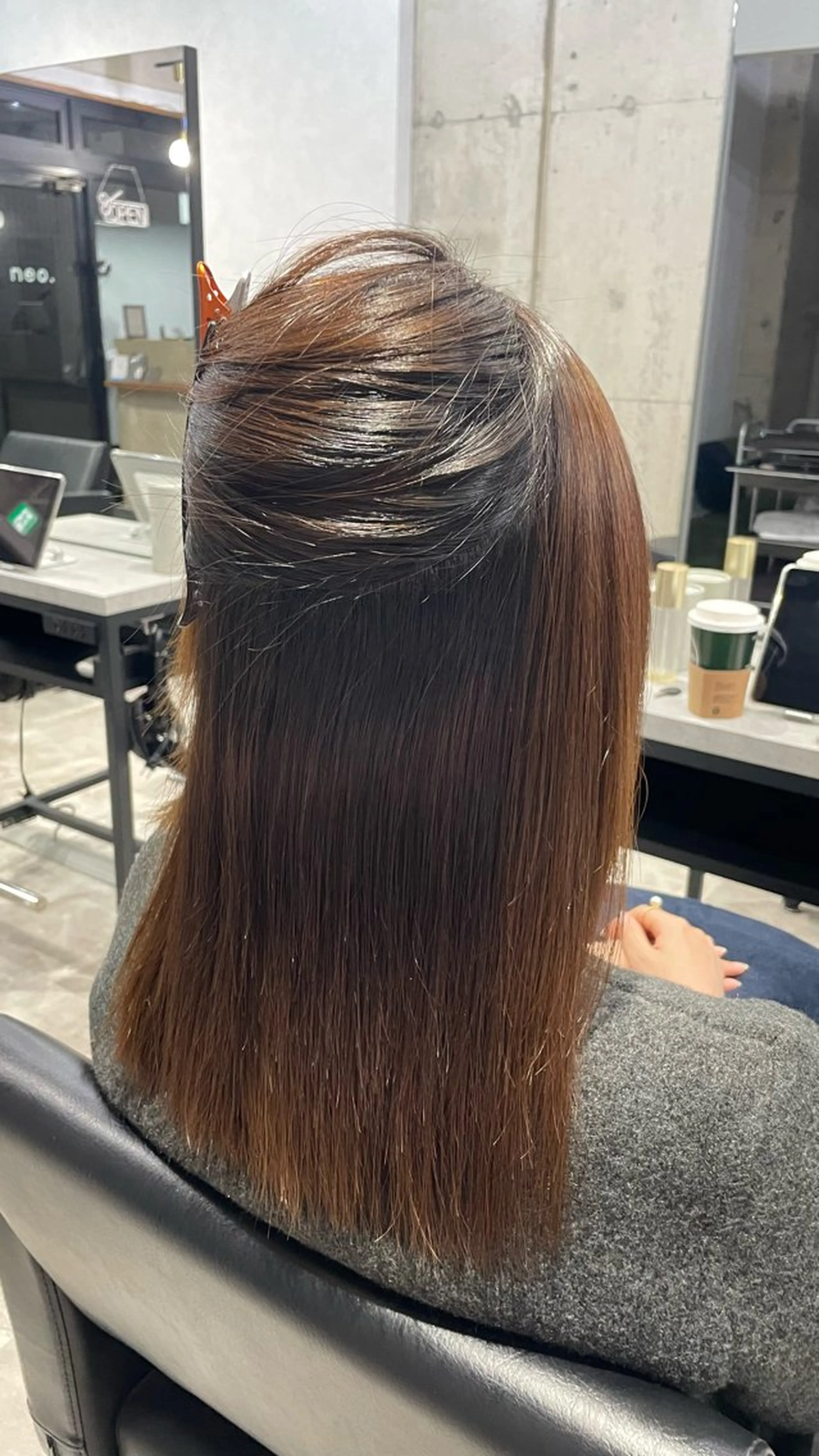 ミディアム 縮毛矯正 neo.所属・🎀neo.RIN/ 透け感艶カラー🎀のヘアスタイル