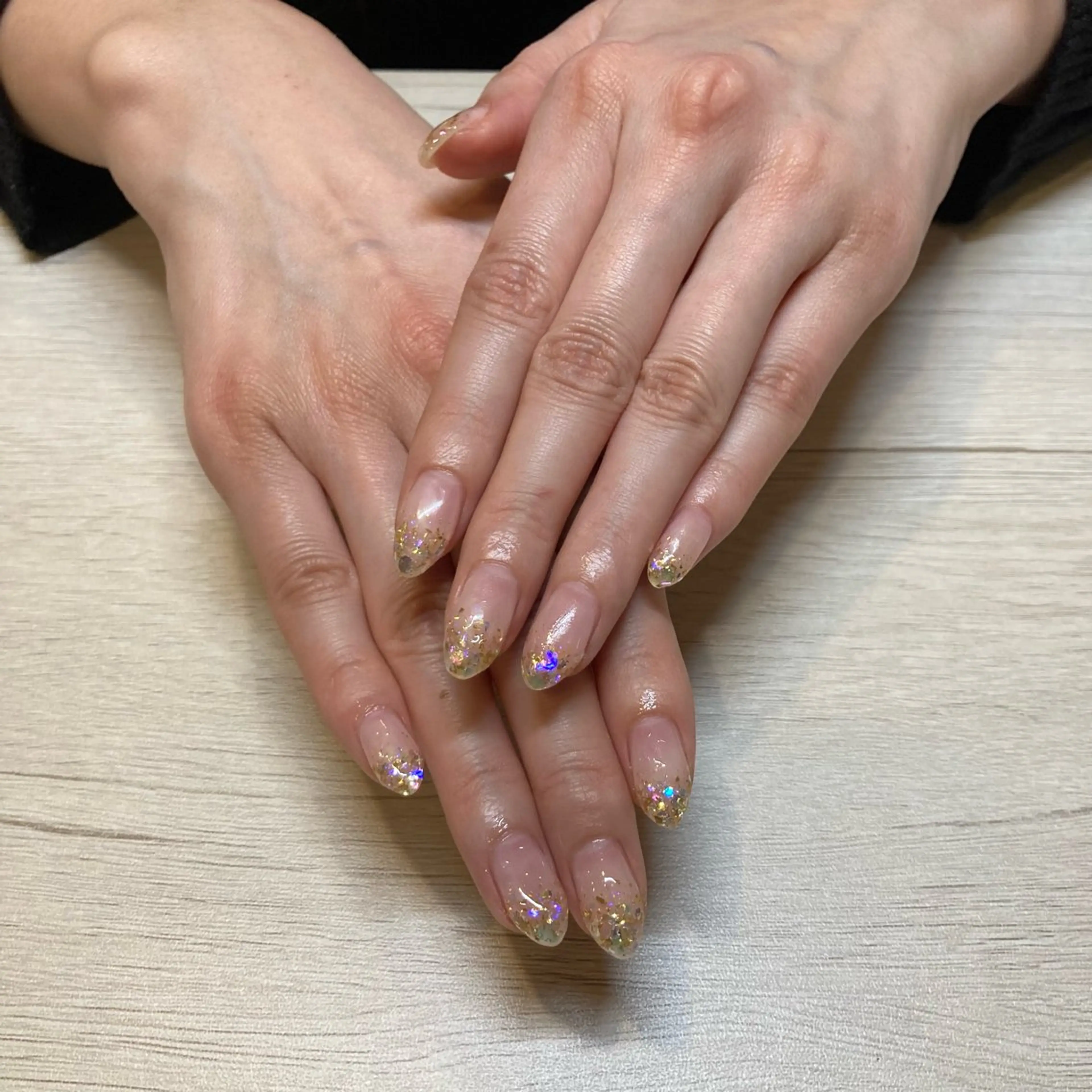 ネイル キラキラネイル ラメ(グリッター) ラメグラデーション シンプルネイル ハンドネイル Mahalo Nailのネイルデザイン