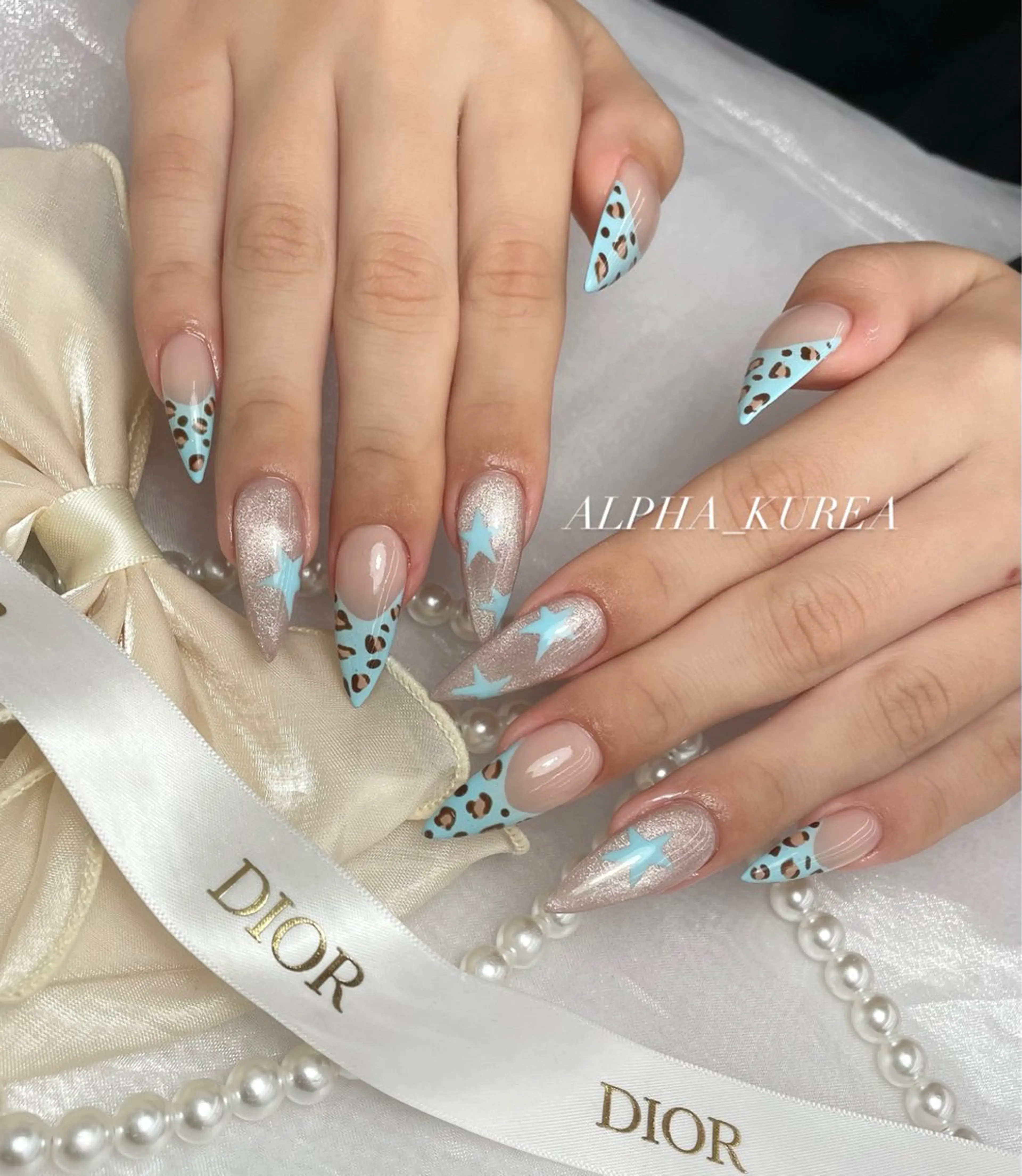 ネイル マグネットネイル ハンドネイル ALPHA. KUREAのネイルデザイン