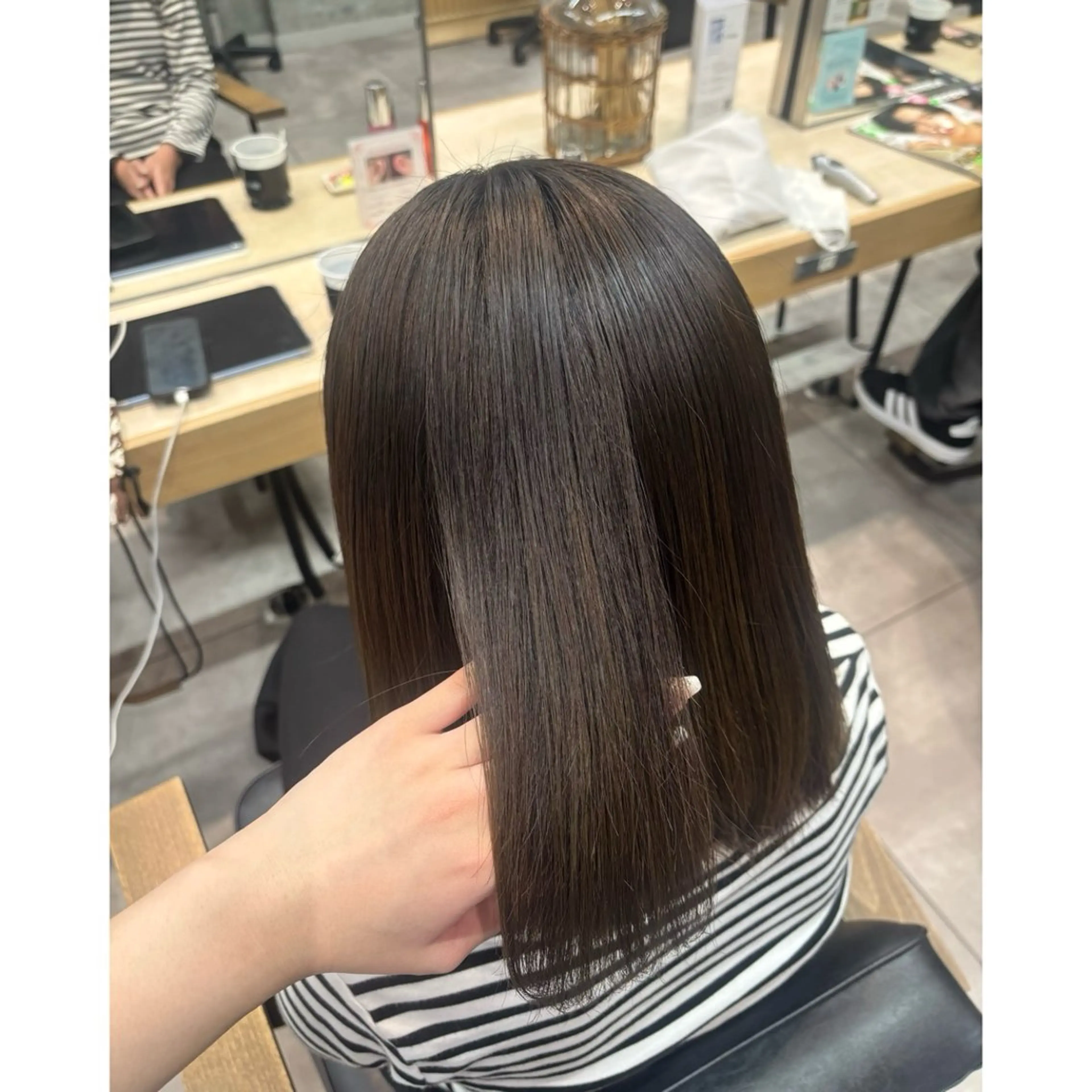 ミディアム ヘアカラー 艶カラー/耳つぼ 🎀🫧 / amiのヘアスタイル