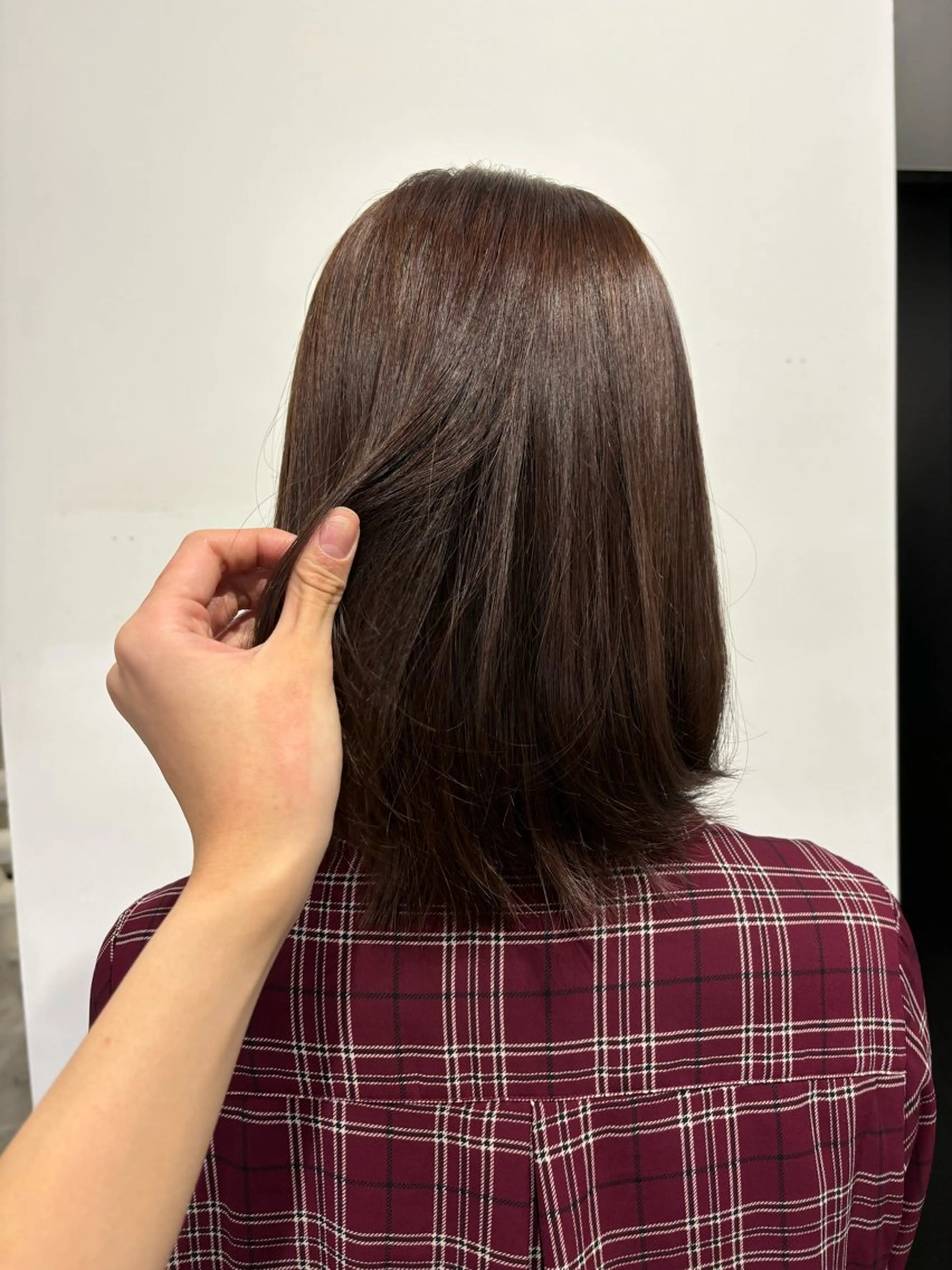 ミディアム ピンクブラウン 亜海 /縮毛矯正のヘアスタイル
