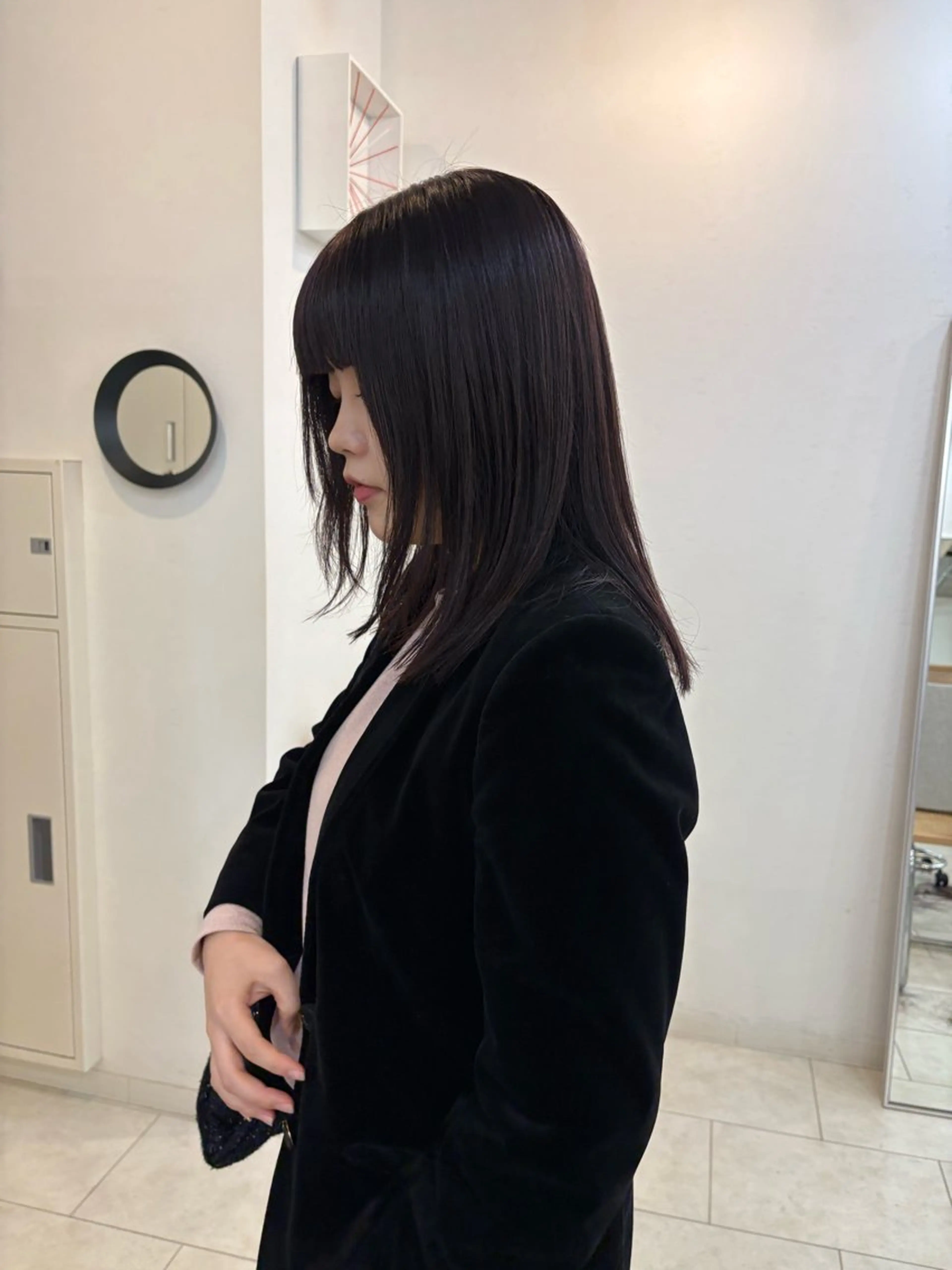 ミディアム カラー カット ヘアカラー トリートメント NOUN所属・eri kinjoのヘアスタイル