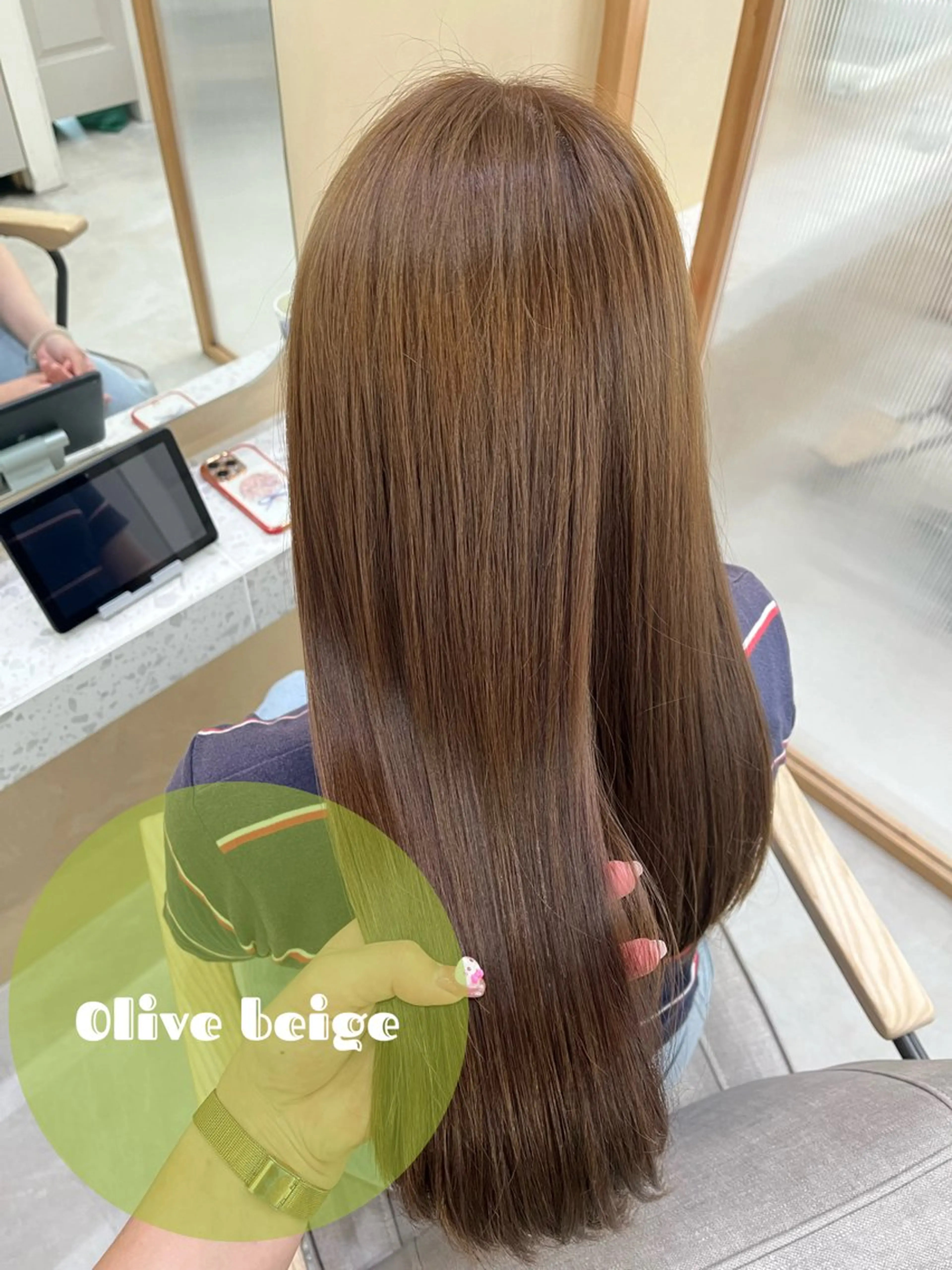 セミロング カラー ヘアアレンジ ベージュカラー オリーブベージュ 🥀暖色韓国ヘア💕 保科侑花のヘアスタイル