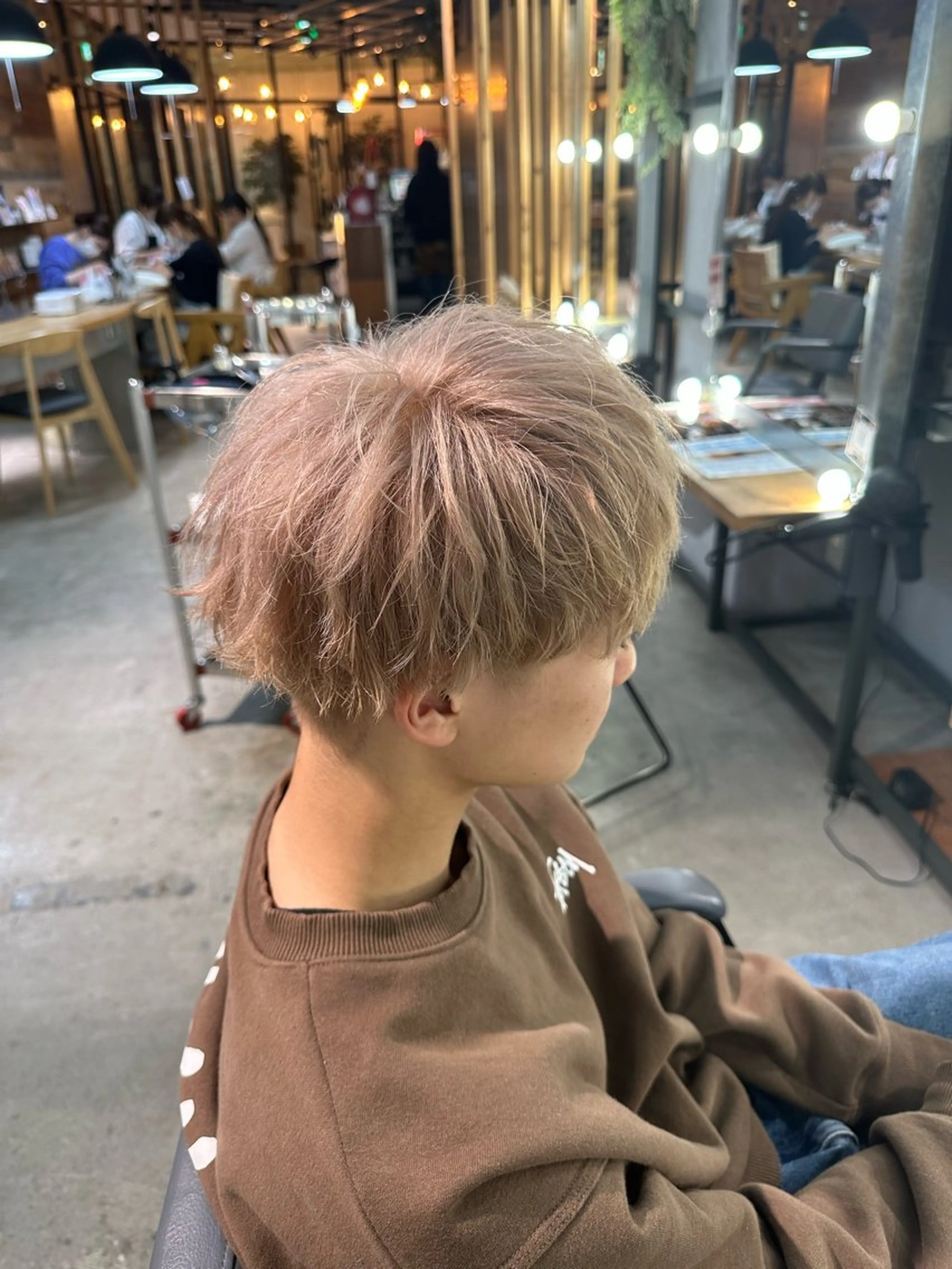カラー メンズ マッシュ カット ヘアカラー 溜 一太のヘアスタイル