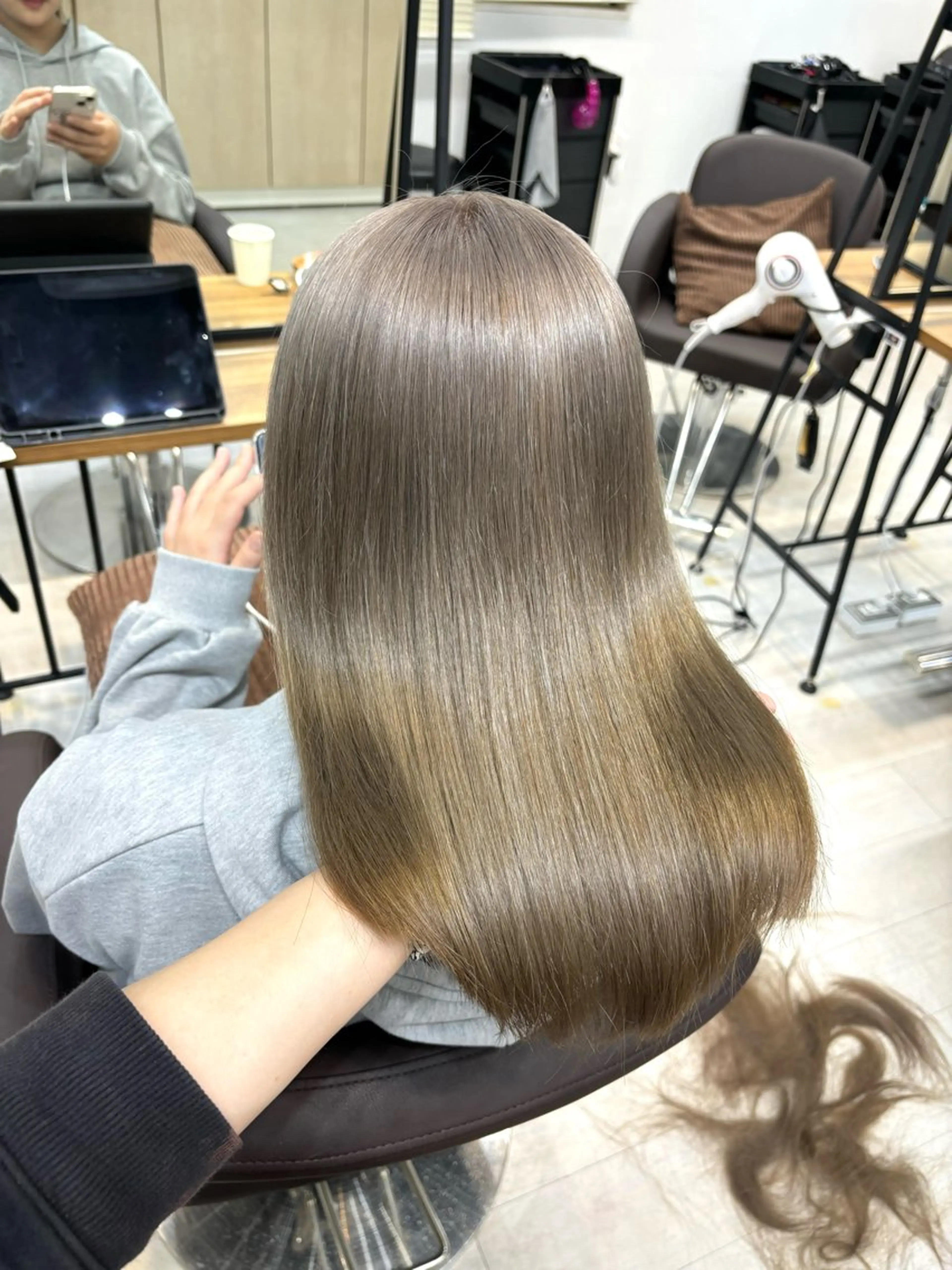 ロング ヘアカラー トリートメント ヘッドスパ ヘアセット I S所属・🌿透明感カラー‪ 縮毛矯正✨かずきのヘアスタイル