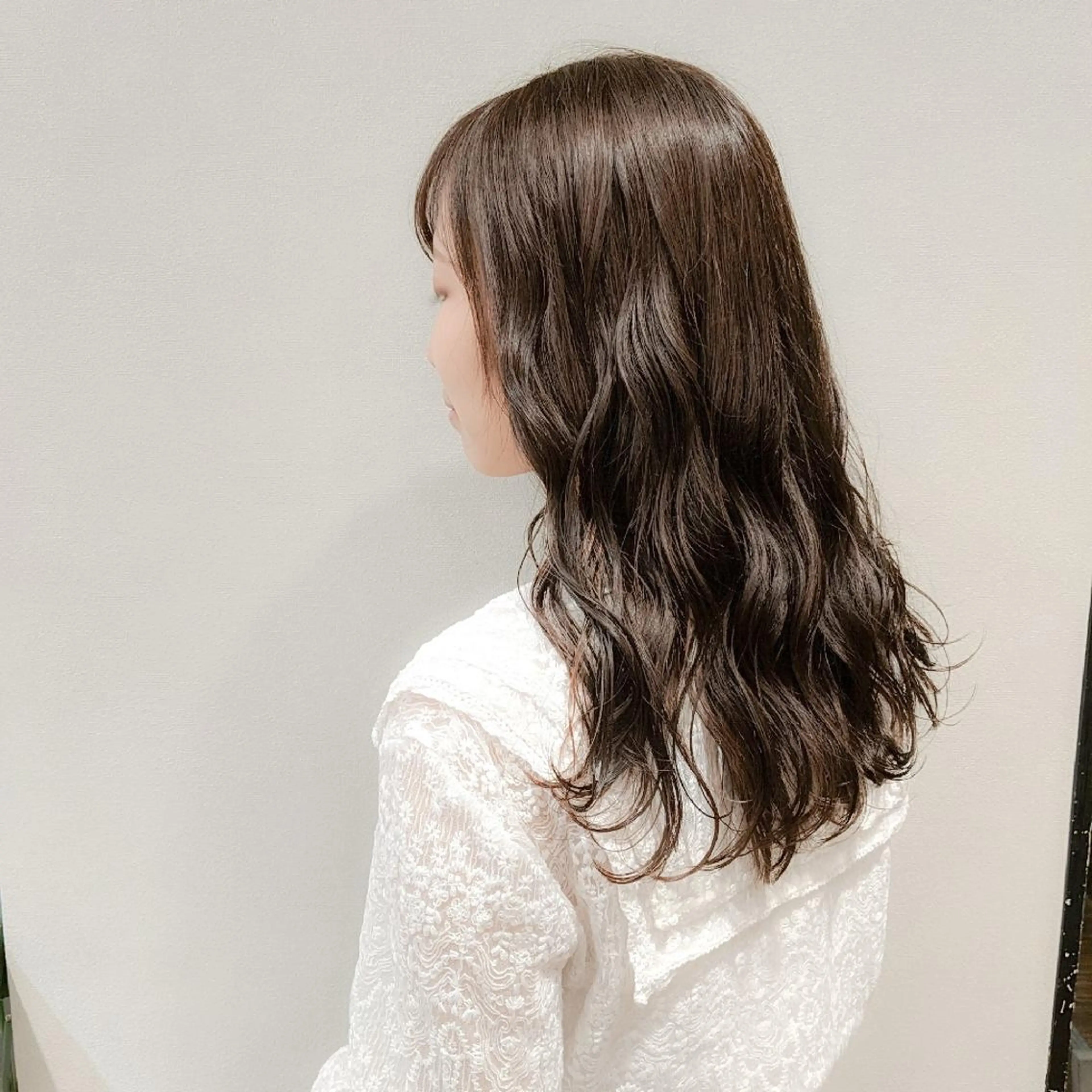 ロング ヘアアレンジ カラー PRIVATE SALON EYES所属・EYES リアのマツエク・マツパデザイン