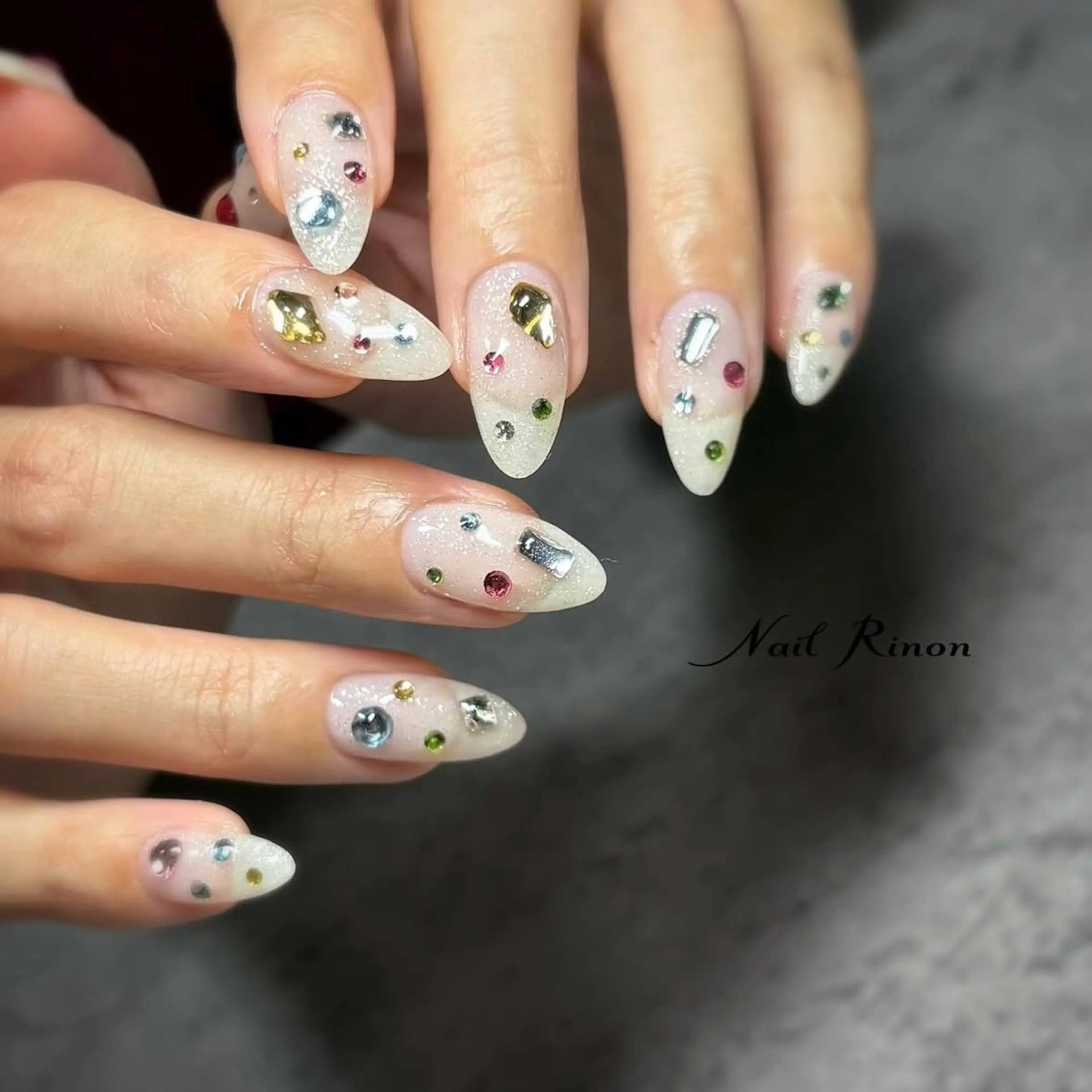 ネイル キラキラネイル Nail Rinonのネイルデザイン