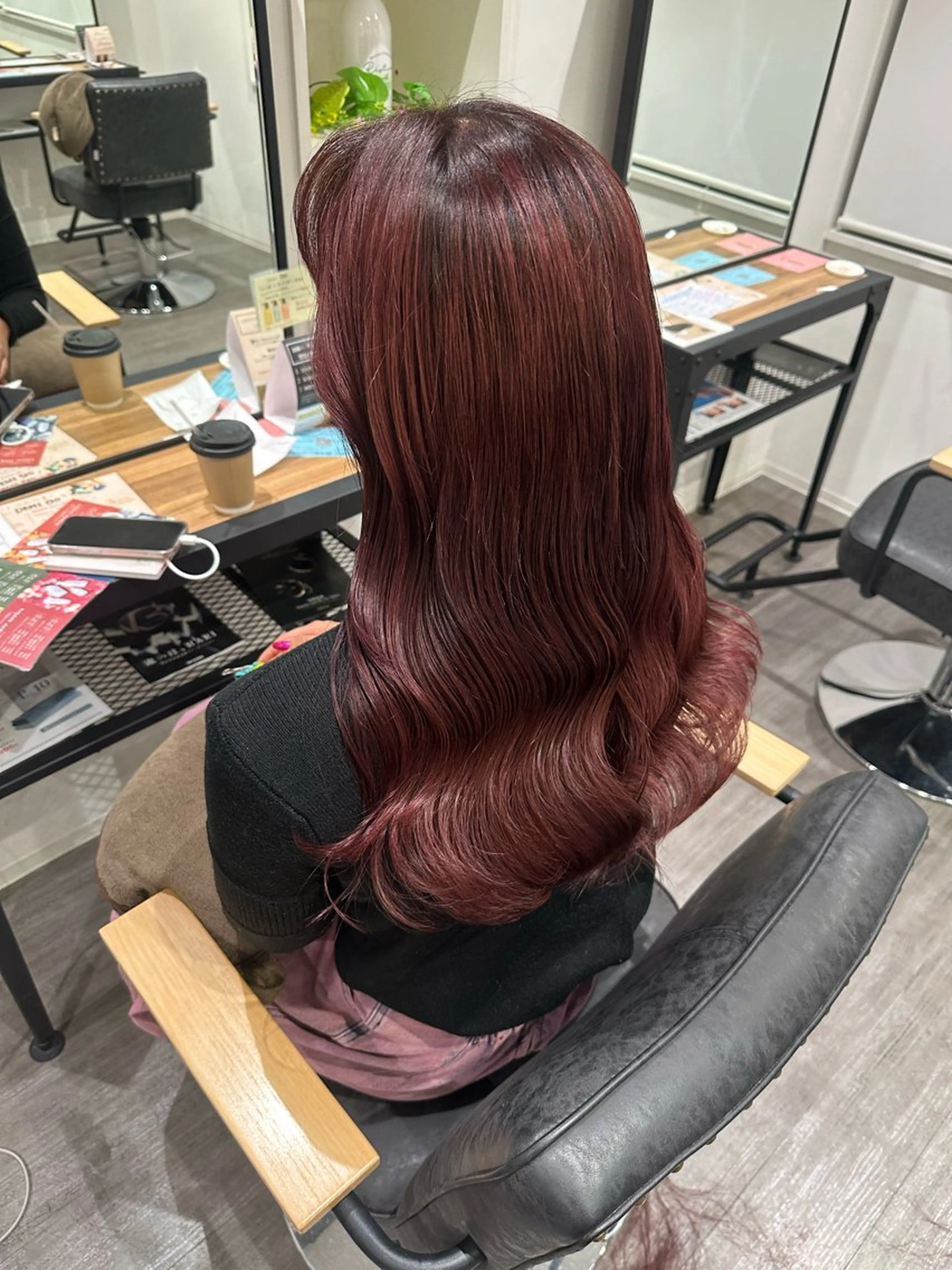 ロング カラー ブラウンカラー ピンクカラー ピンクブラウン ローズカラー カット ヘアカラー トリートメント 上田 紗也のヘアスタイル