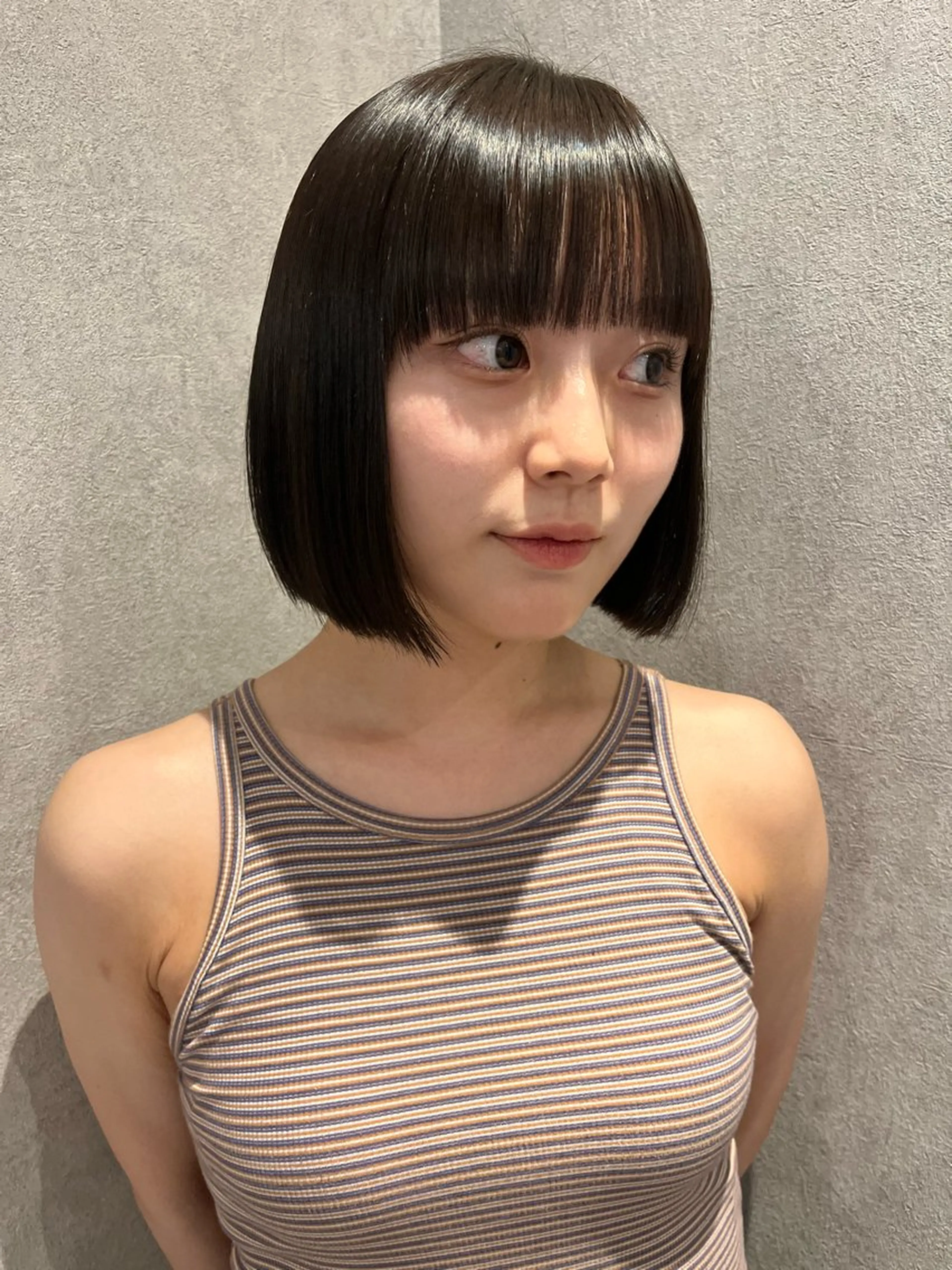 ショート レイヤー 東実桜のヘアスタイル