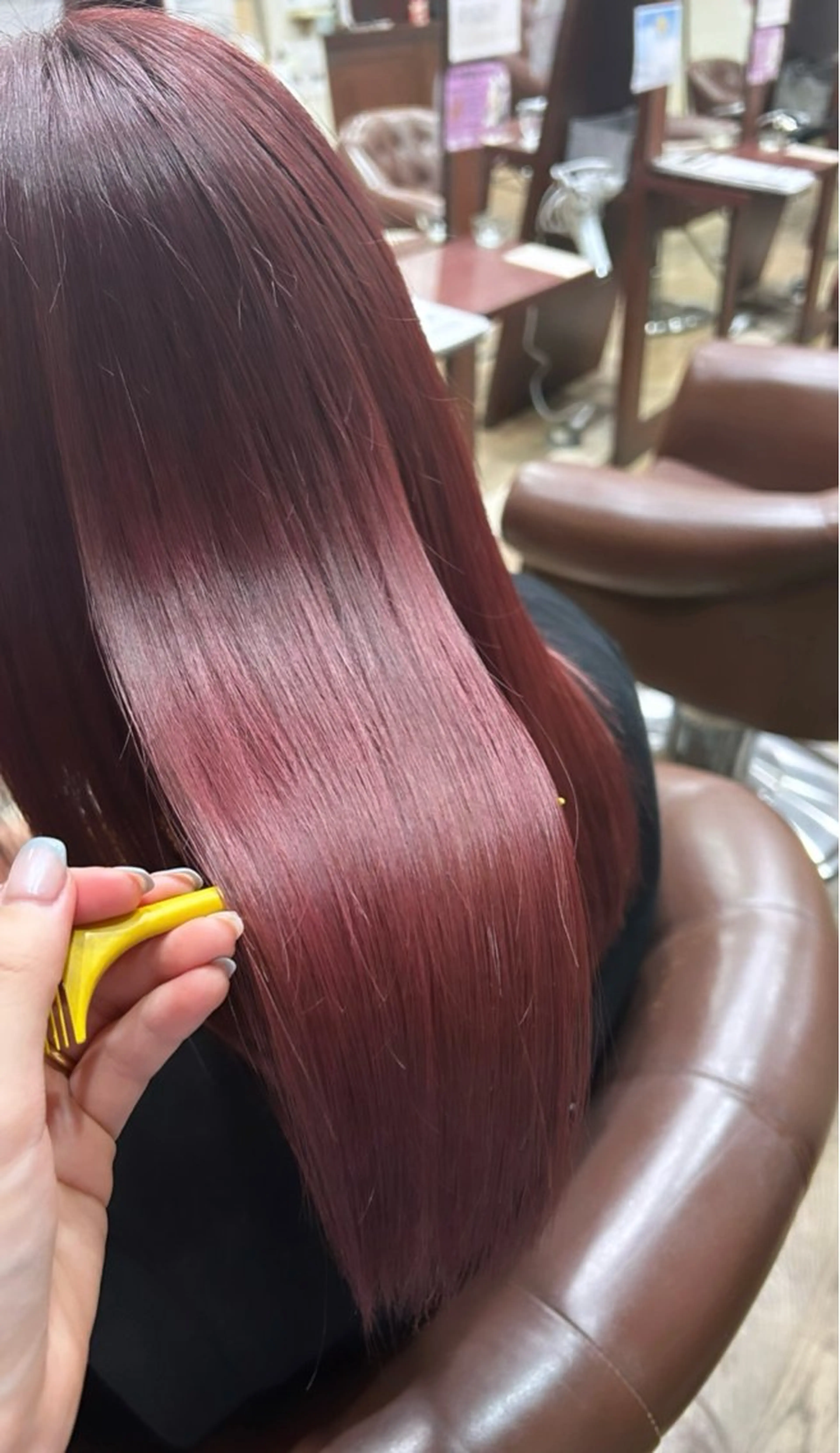 セミロング カラー Happiness王寺所属・髪質改善カラー 🫧萩原のヘアスタイル