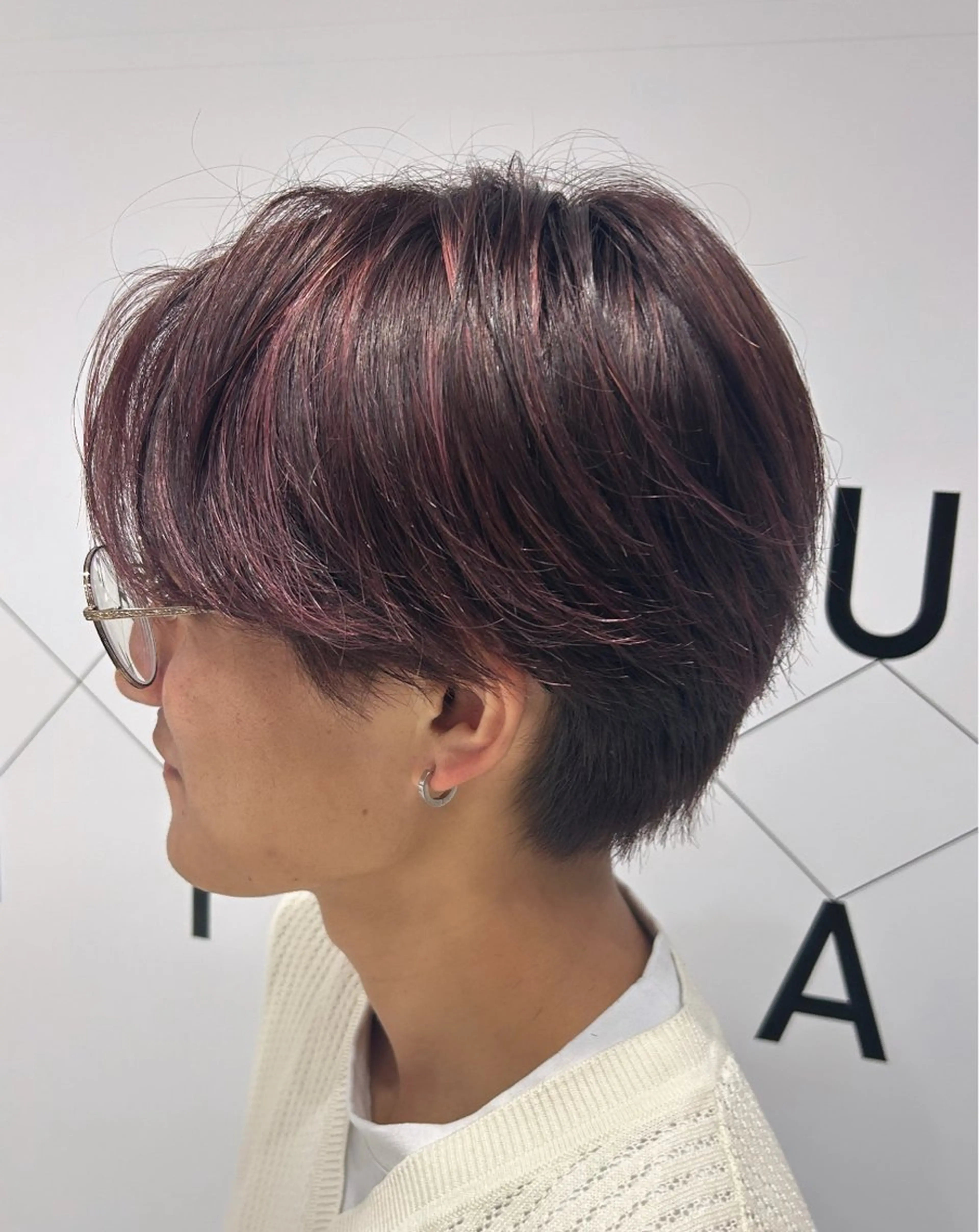 カラー メンズ メンズハイライト ブラウンカラー ハイライトカラー ピンクカラー ヘアカラー トリートメント 近藤 ちかのヘアスタイル