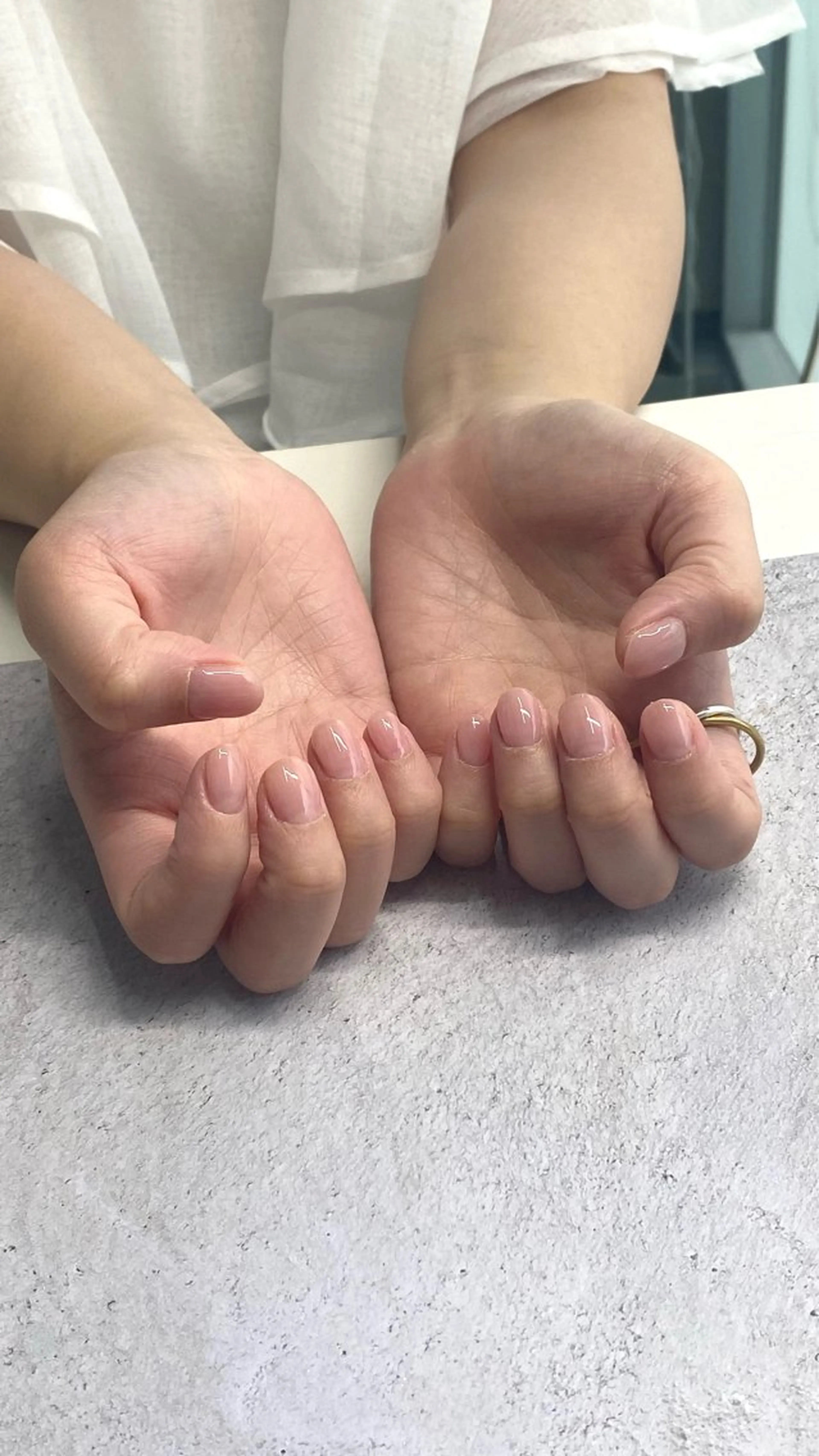 ネイル ミニョン所属・西村 咲羅のネイルデザイン