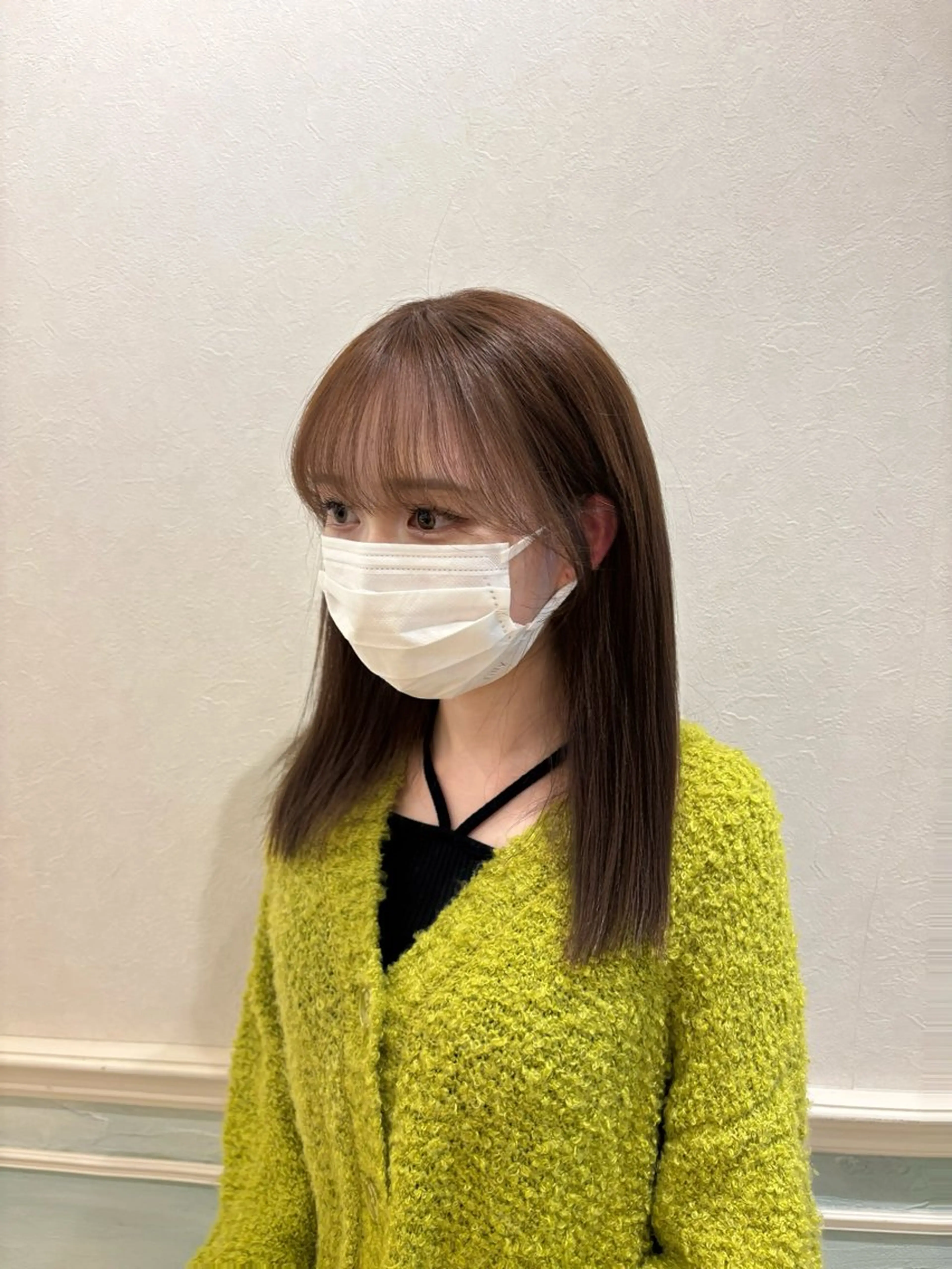 ミディアム カラー 透明感カラー 岩崎 玲花のヘアスタイル