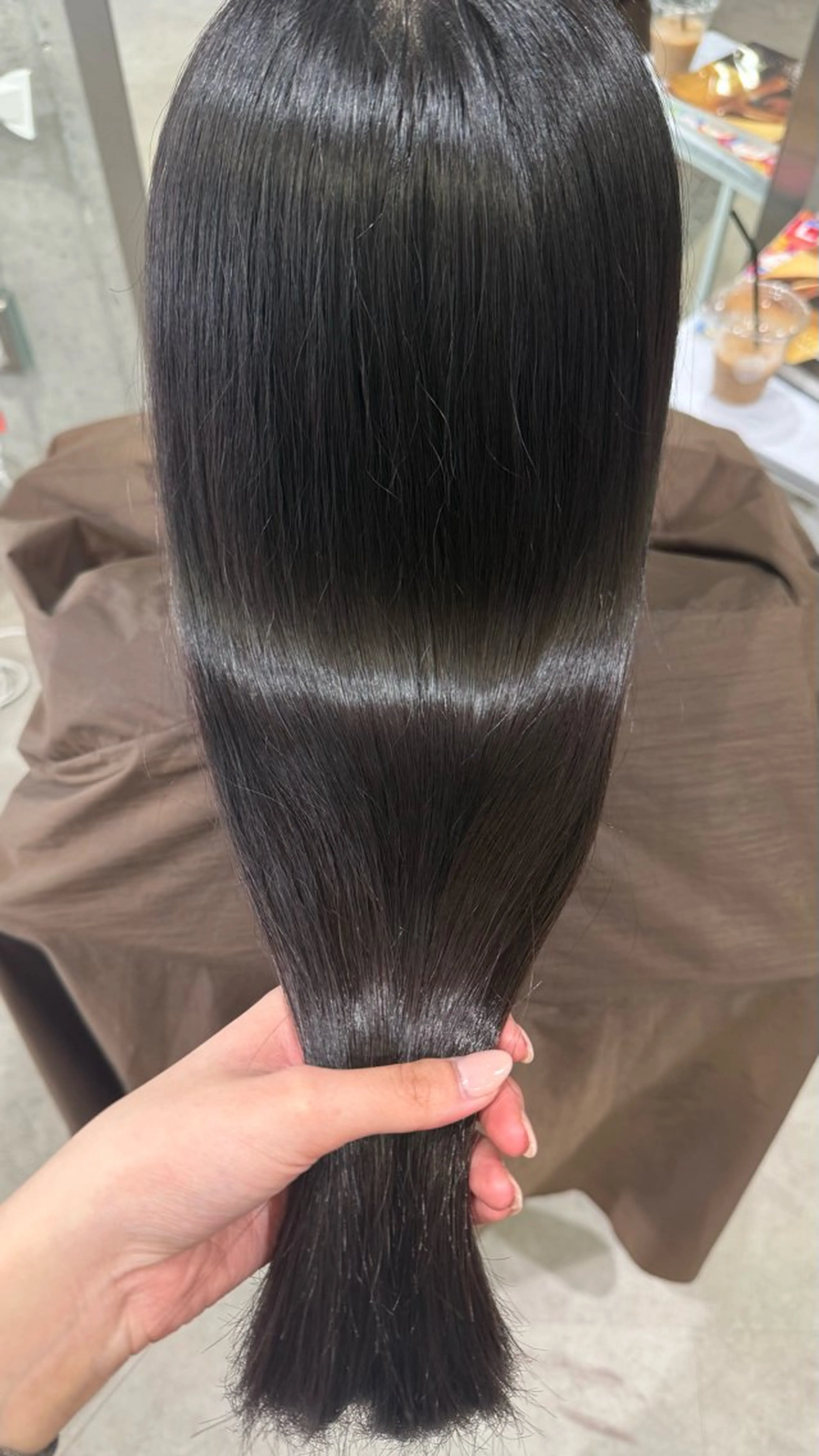 ロング カット ヘアカラー トリートメント RUKA🩰透明感 寒色カラー/レイヤーのヘアスタイル