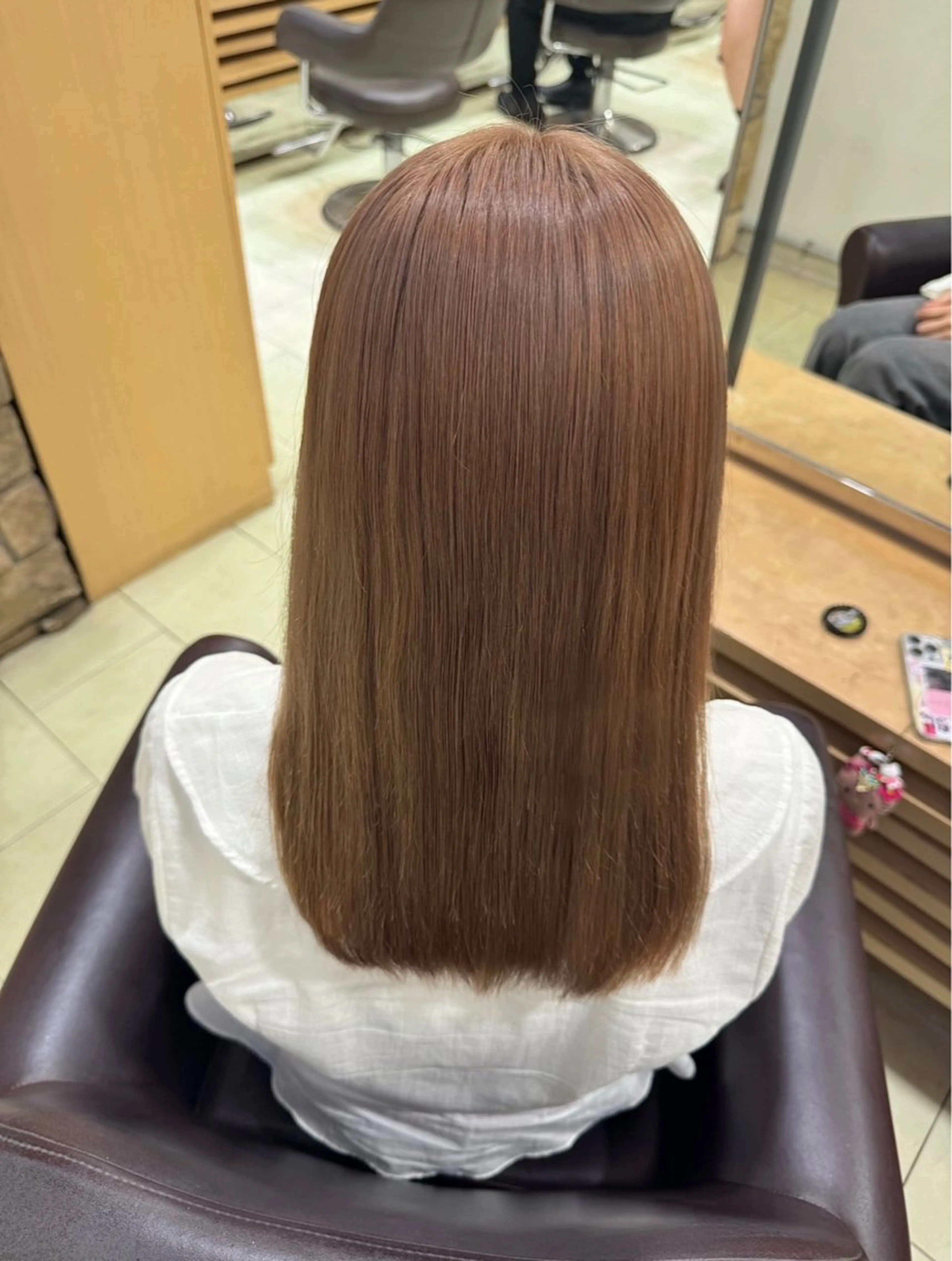 カラー Miyuu🎀カラー マツエク・ストレートのヘアスタイル