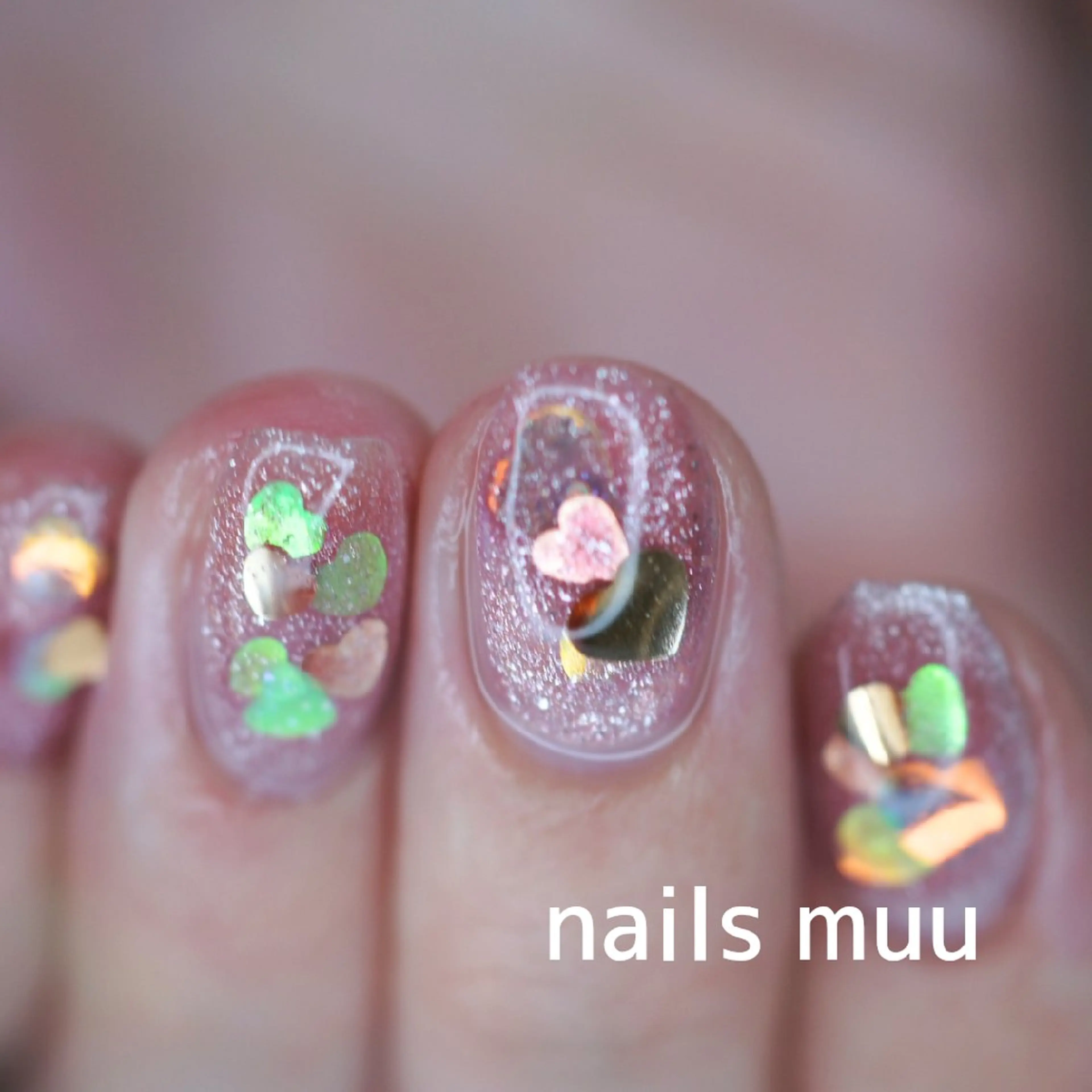 ネイル ハート マグネットネイル マグネットワンカラー ワンカラーネイル ピンク ハンドネイル nails muu まゆのネイルデザイン