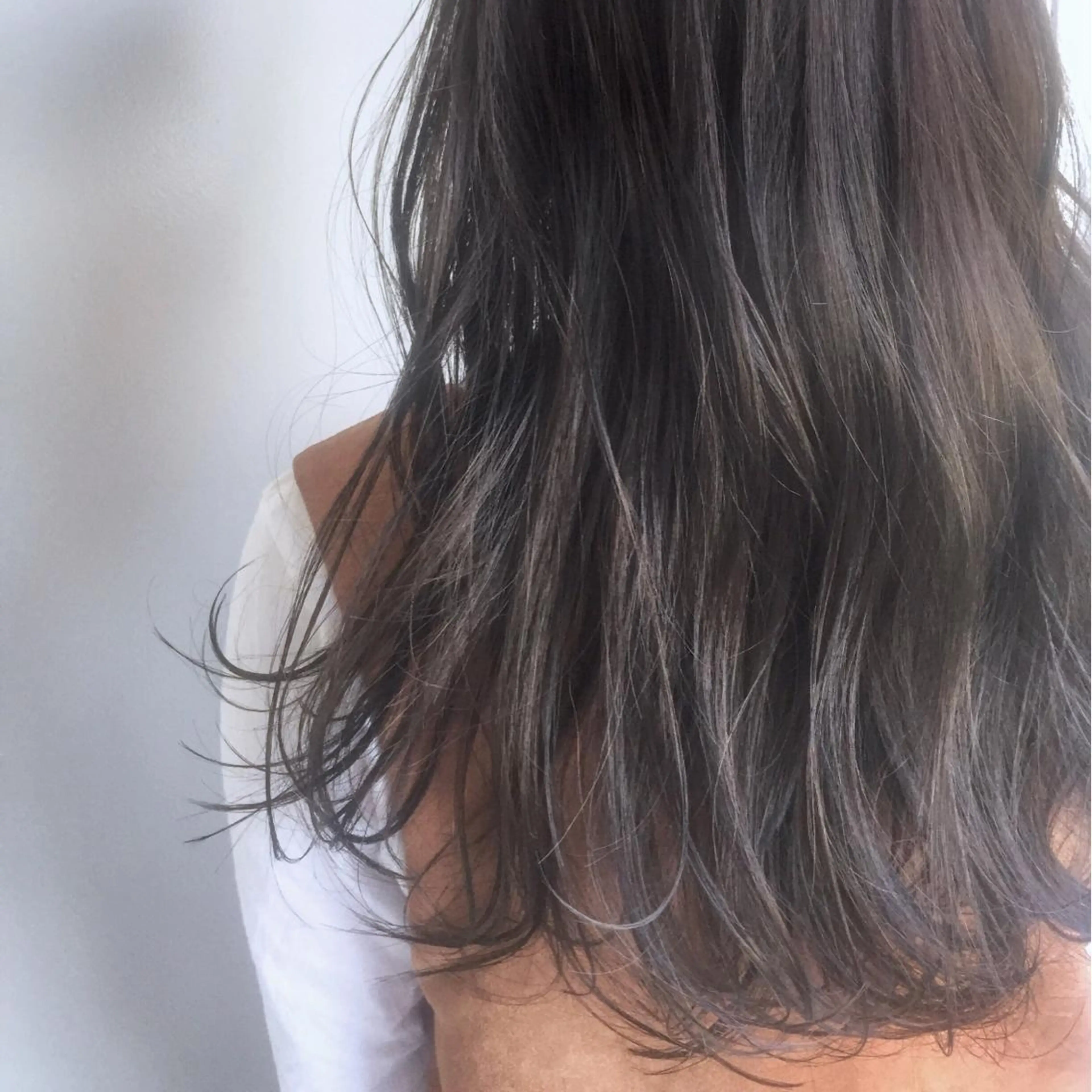 セミロング カラー ヘアアレンジ ヘアカラー トリートメント ヘアセット ブリーチなしで透明感 艶カラー【Ryo】のヘアスタイル