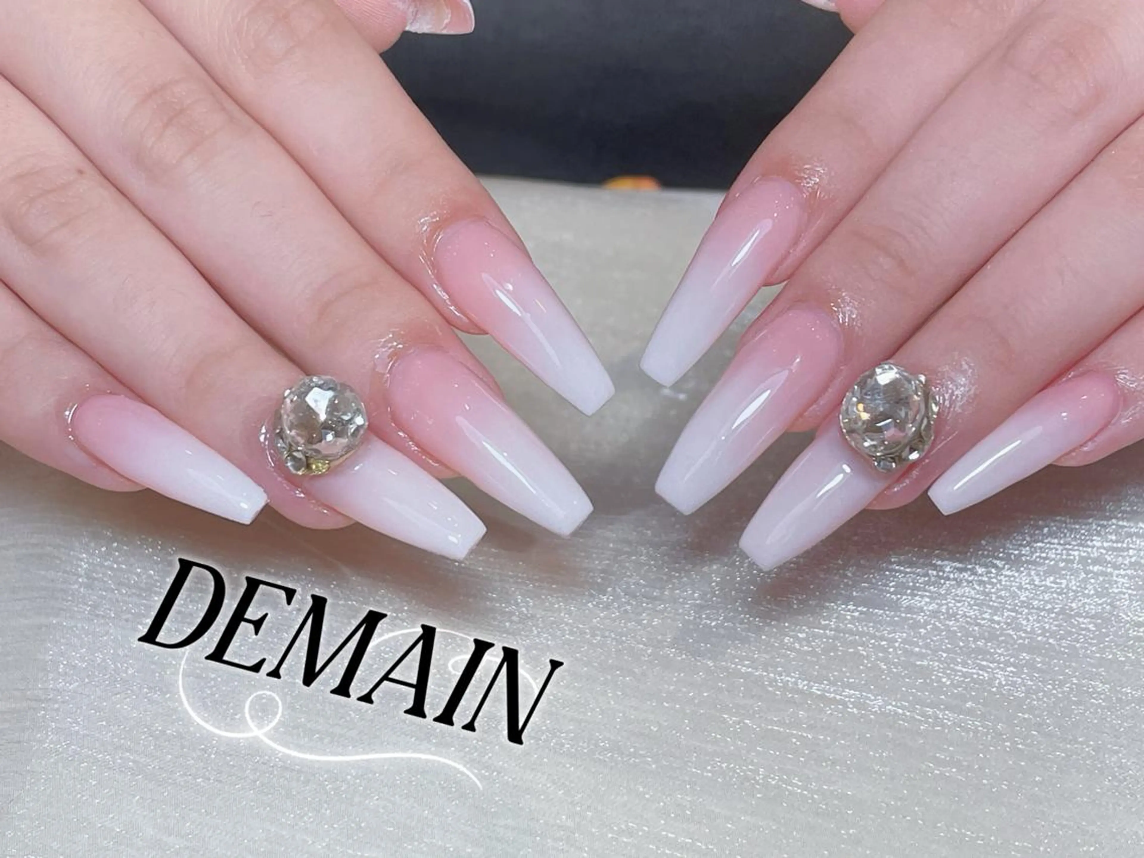 ネイル ハンドネイル ハンドケア DEMAIN _MIOのネイルデザイン