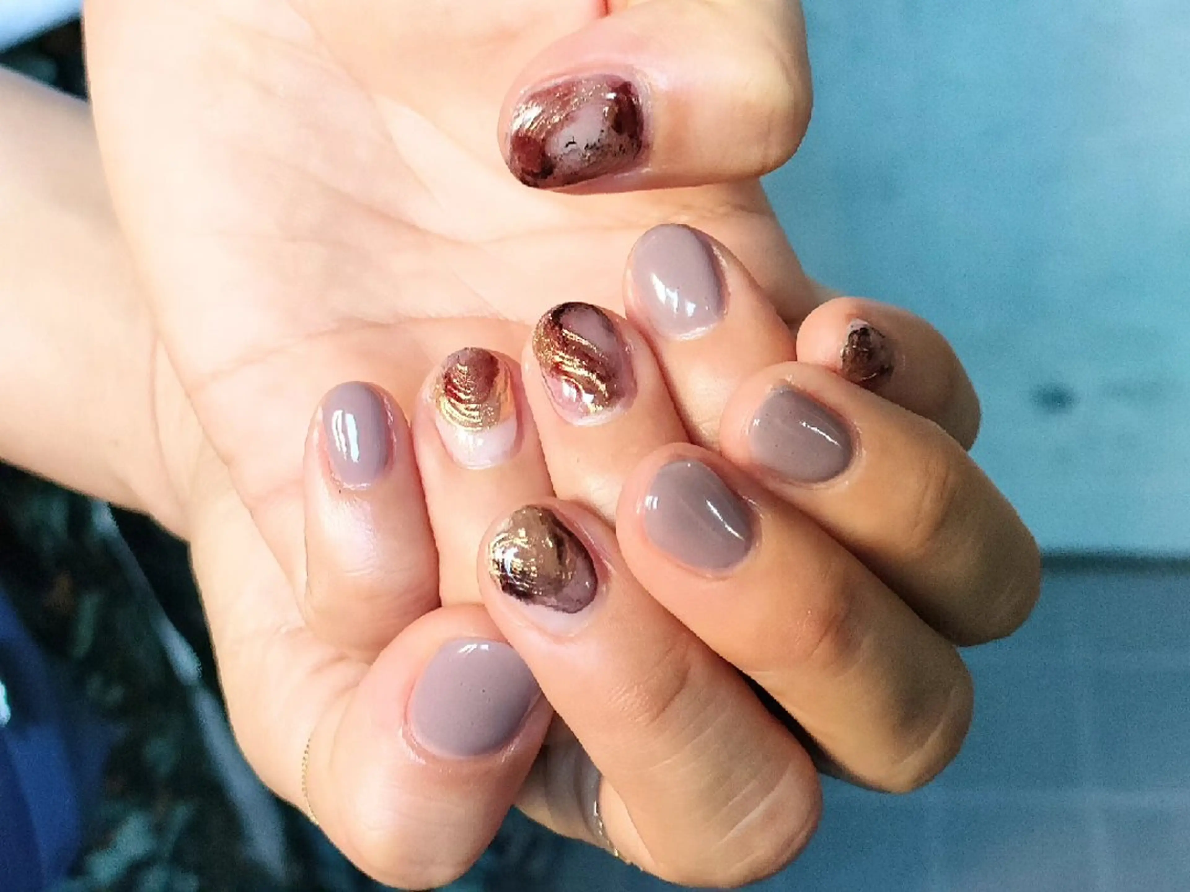 ネイル アートネイル ミラーネイル oir. nailsalonのネイルデザイン