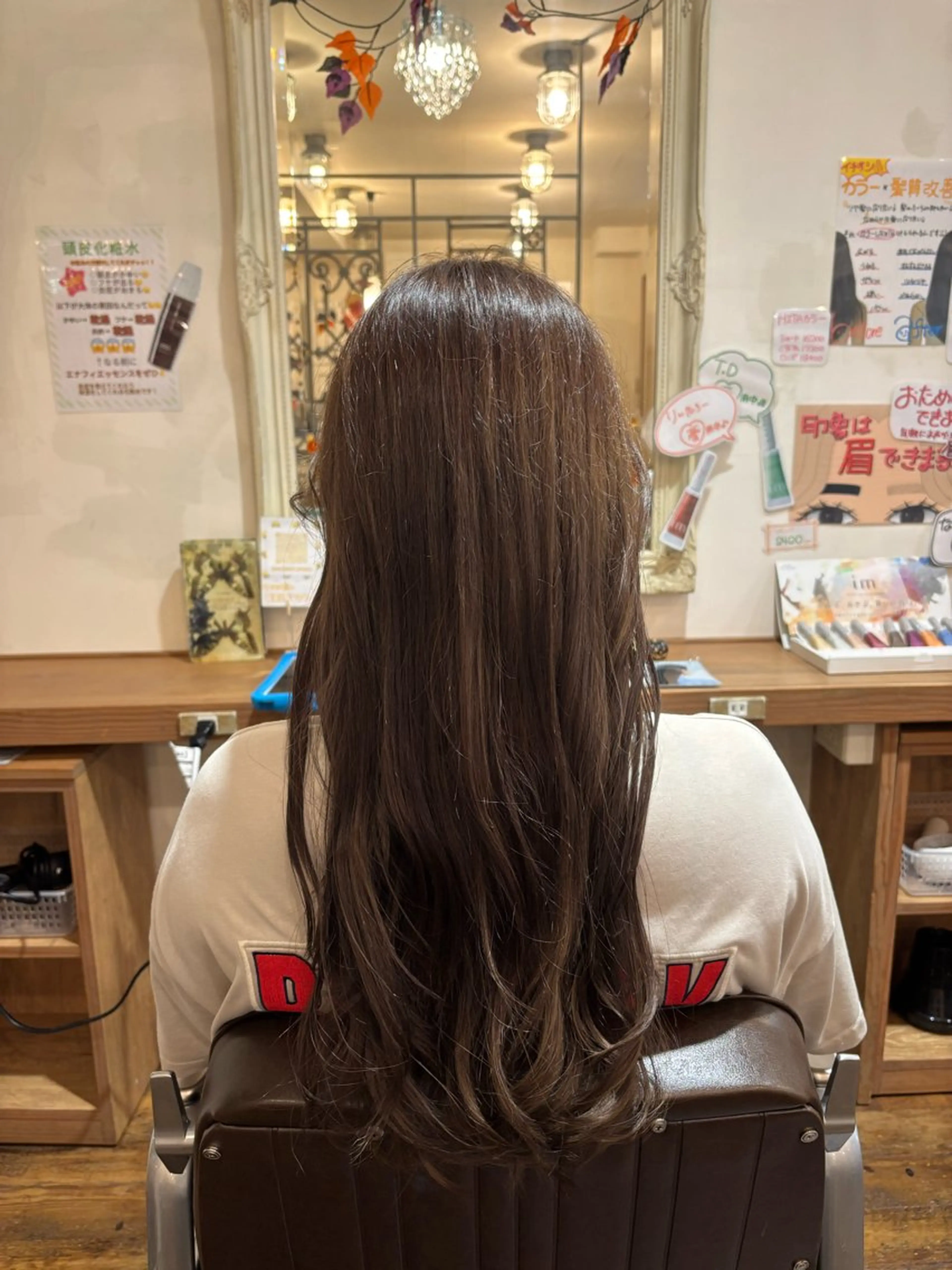 ロング カラー アッシュ ブリーチ 透明感カラー さかむら ななみのヘアスタイル
