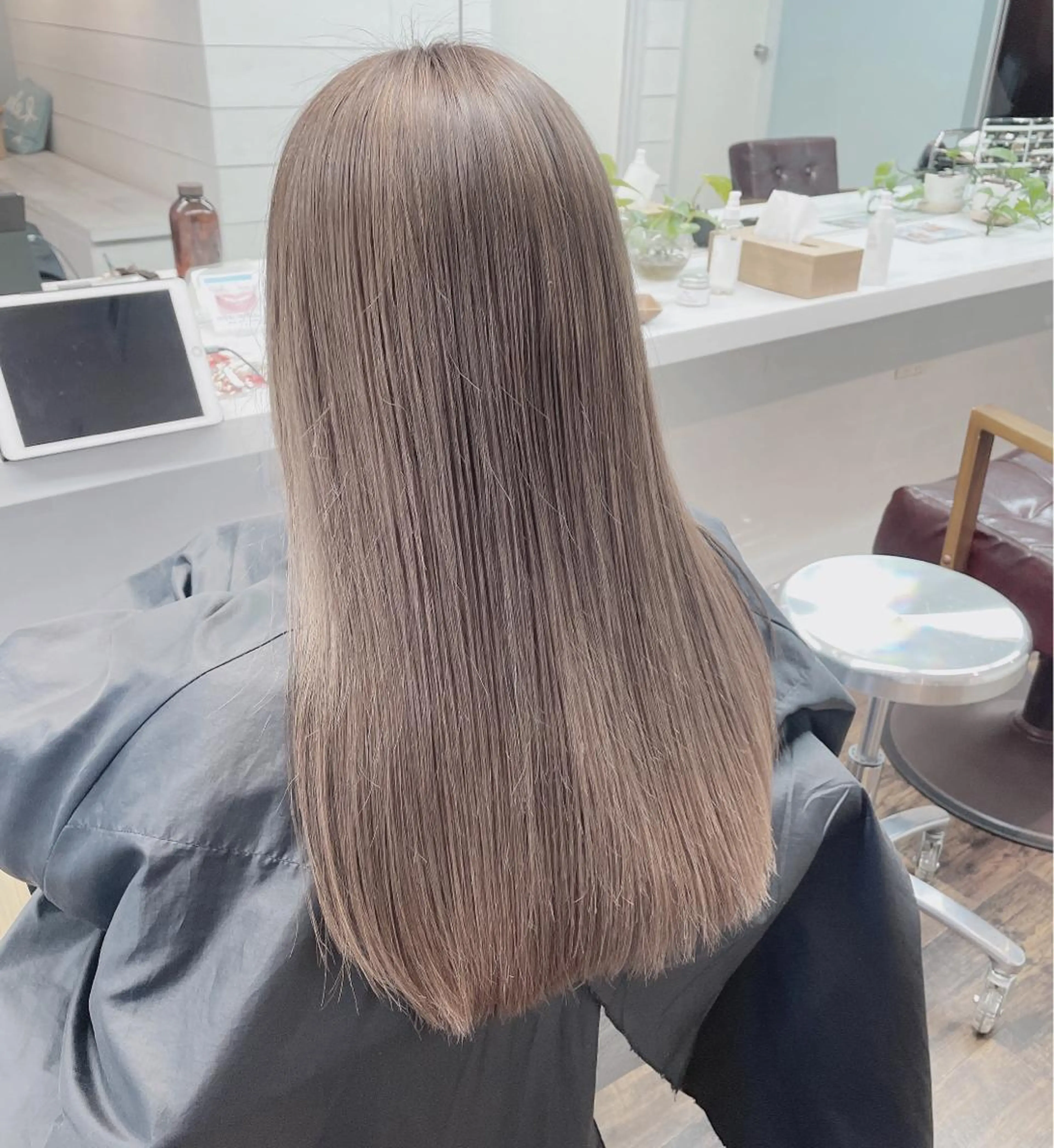ロング salowin 原宿店所属・髪質改善ULTOWA 縮毛矯正モリムラのヘアスタイル