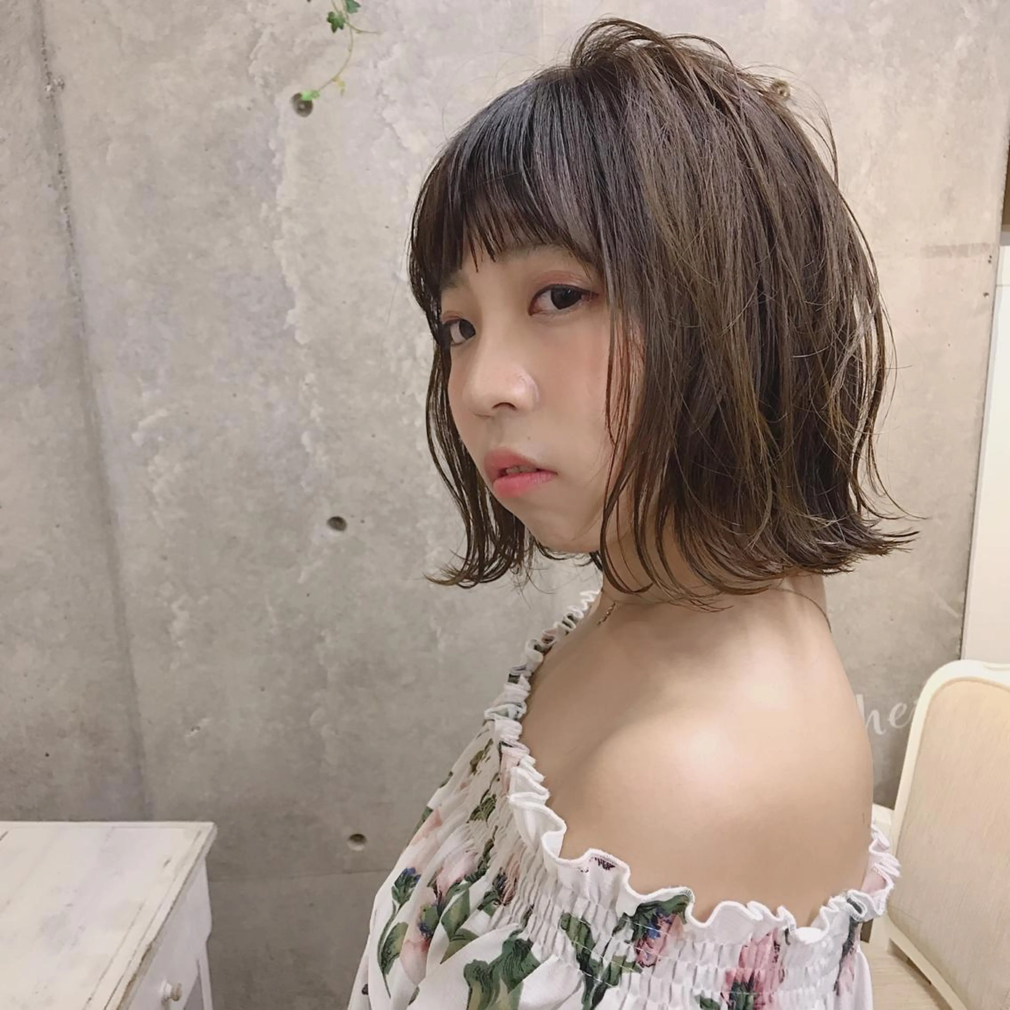ミディアム カラー 及川 光のヘアスタイル