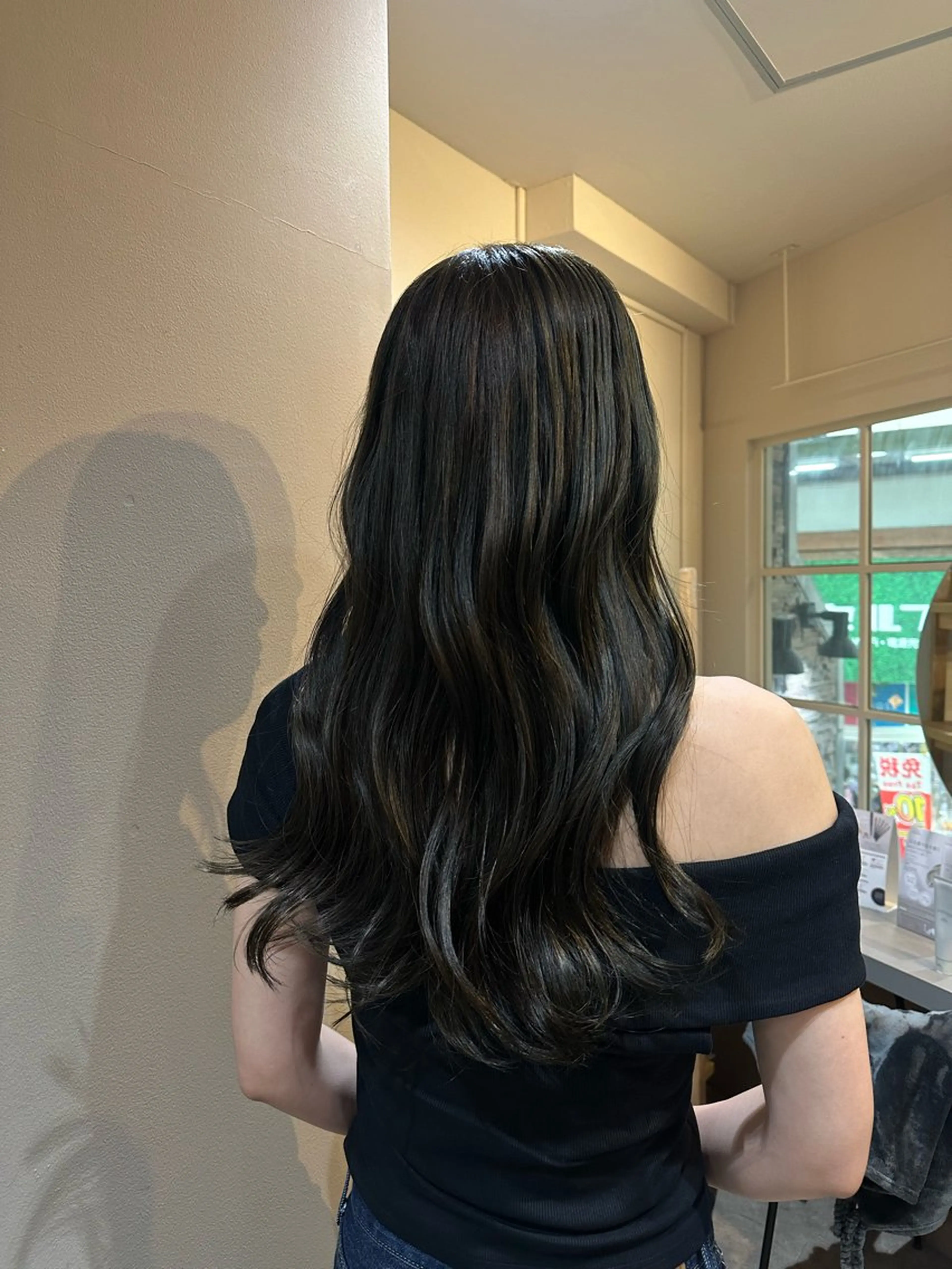 ロング カット ヘアカラー トリートメント Ran /レイヤー /ベージュ/髪質改善のヘアスタイル