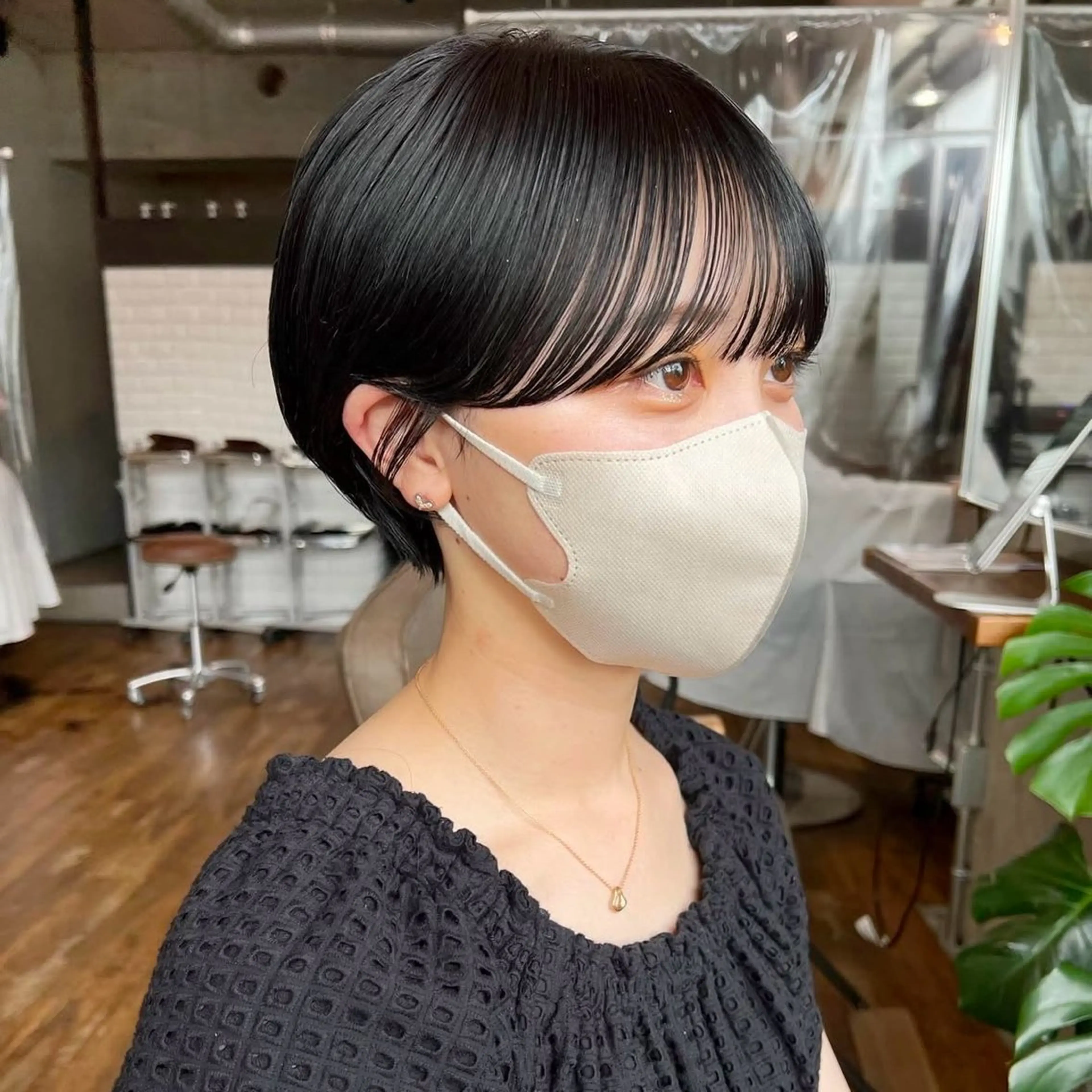ショート カラー カット ヘアカラー トリートメント ヘッドスパ ☑️aiko【艶 カラー・ショート募】のヘアスタイル