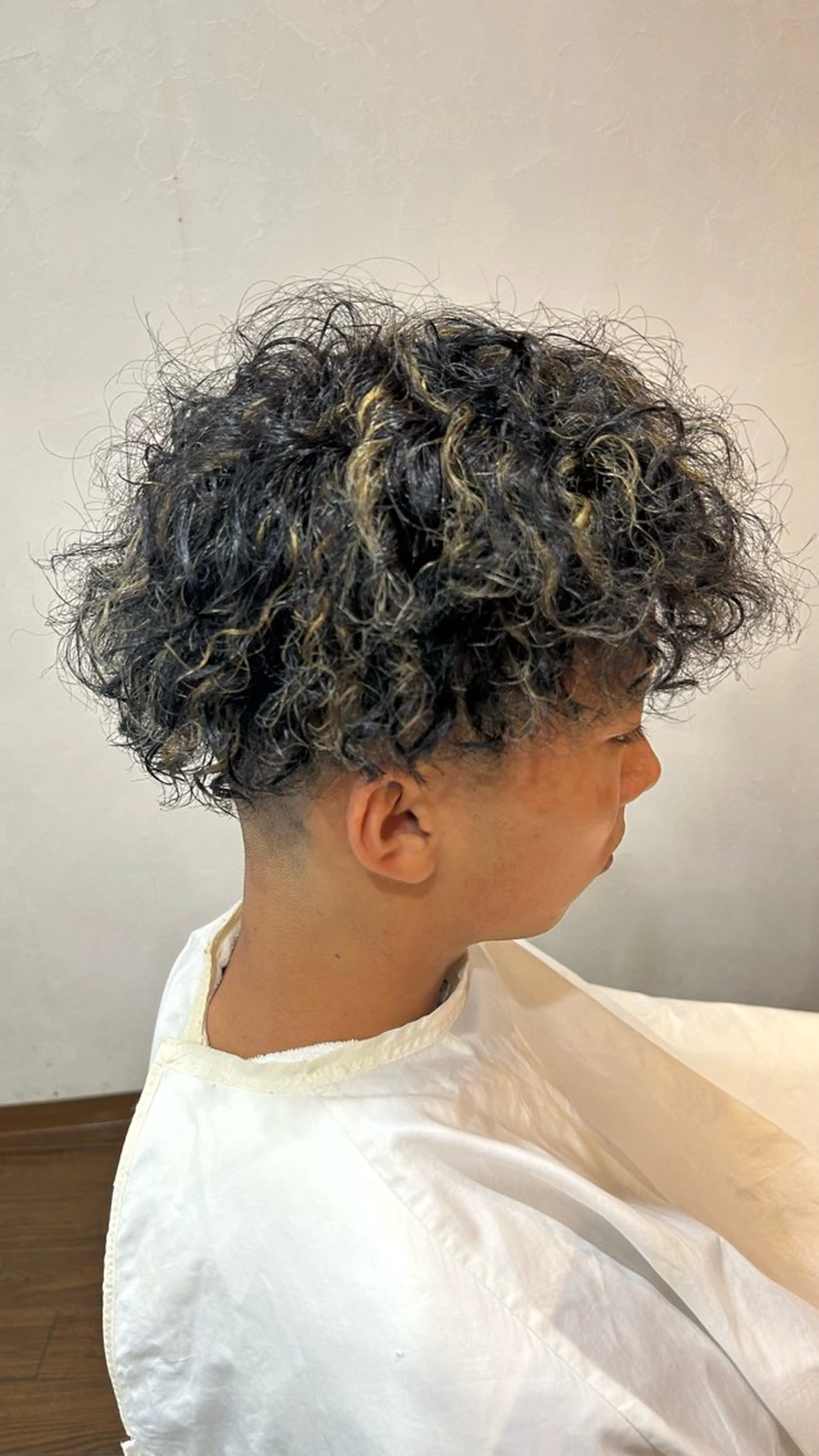 パーマ メンズ molla所属・やまもと あきこのヘアスタイル
