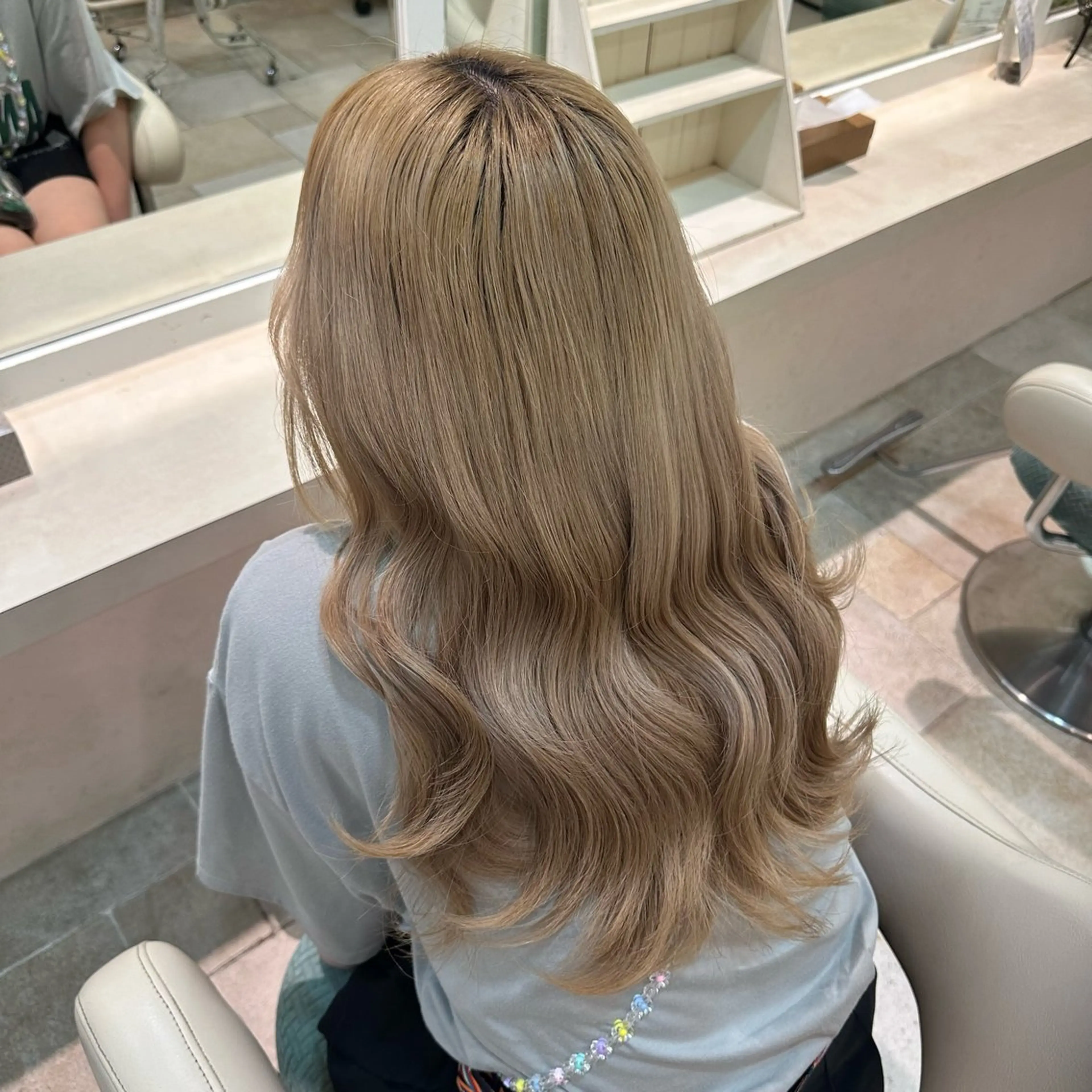 ロング 大角 千里のヘアスタイル